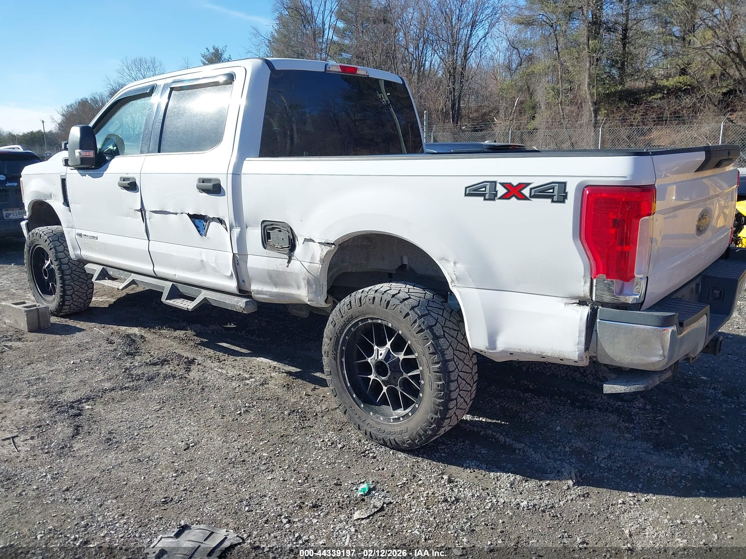 FORD F-250 image 3