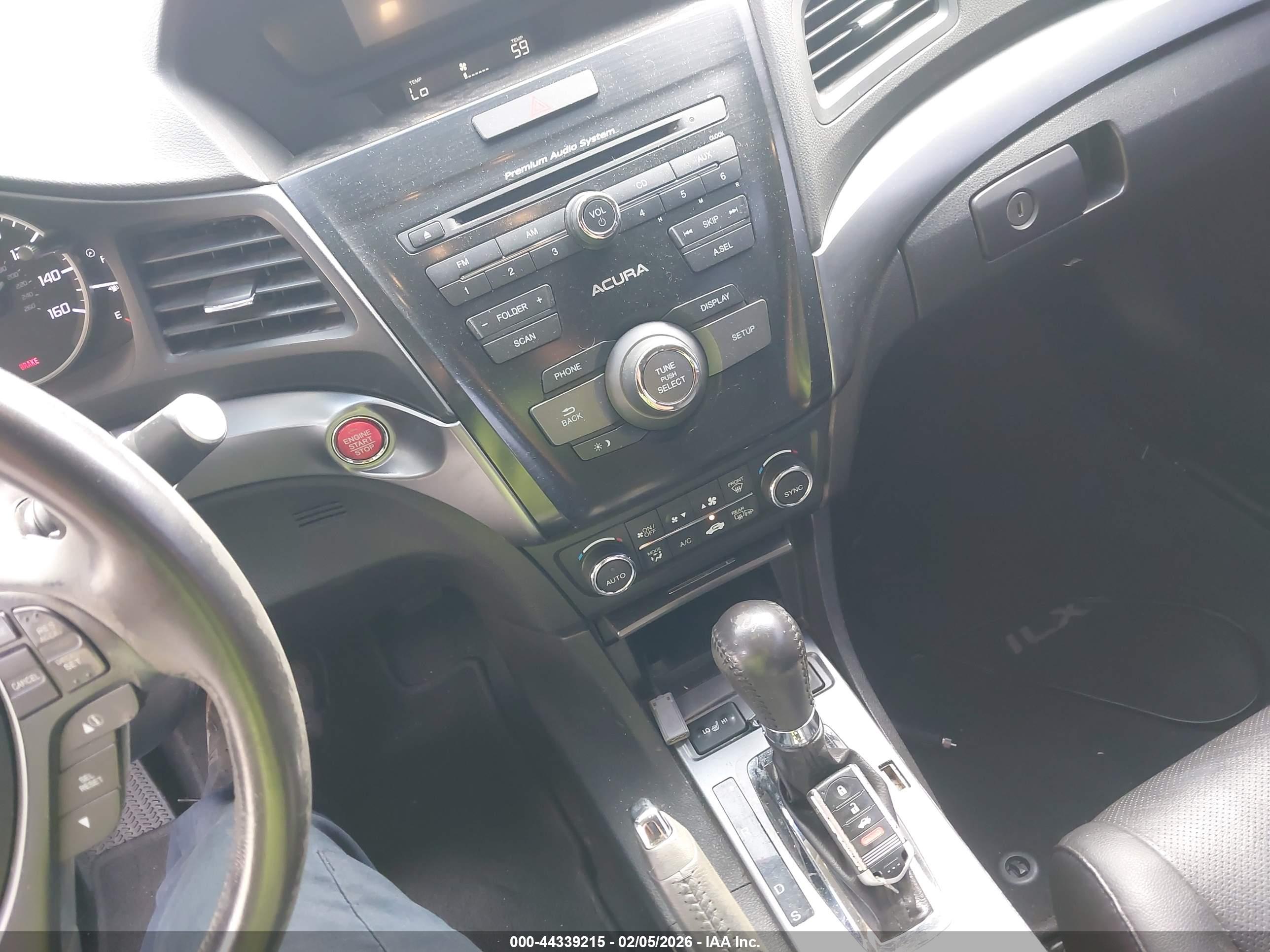 ACURA ILX image 11