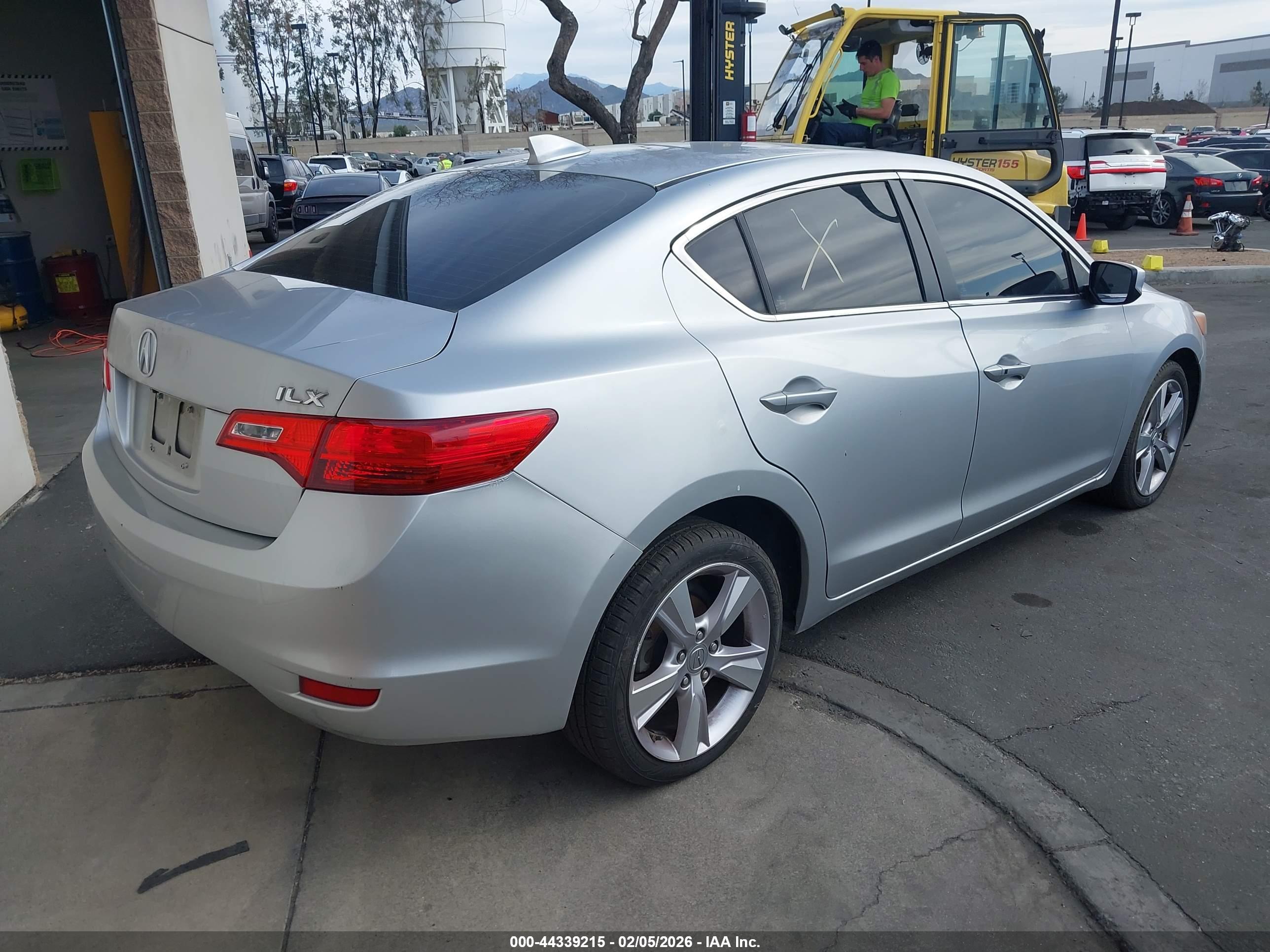 ACURA ILX image 4