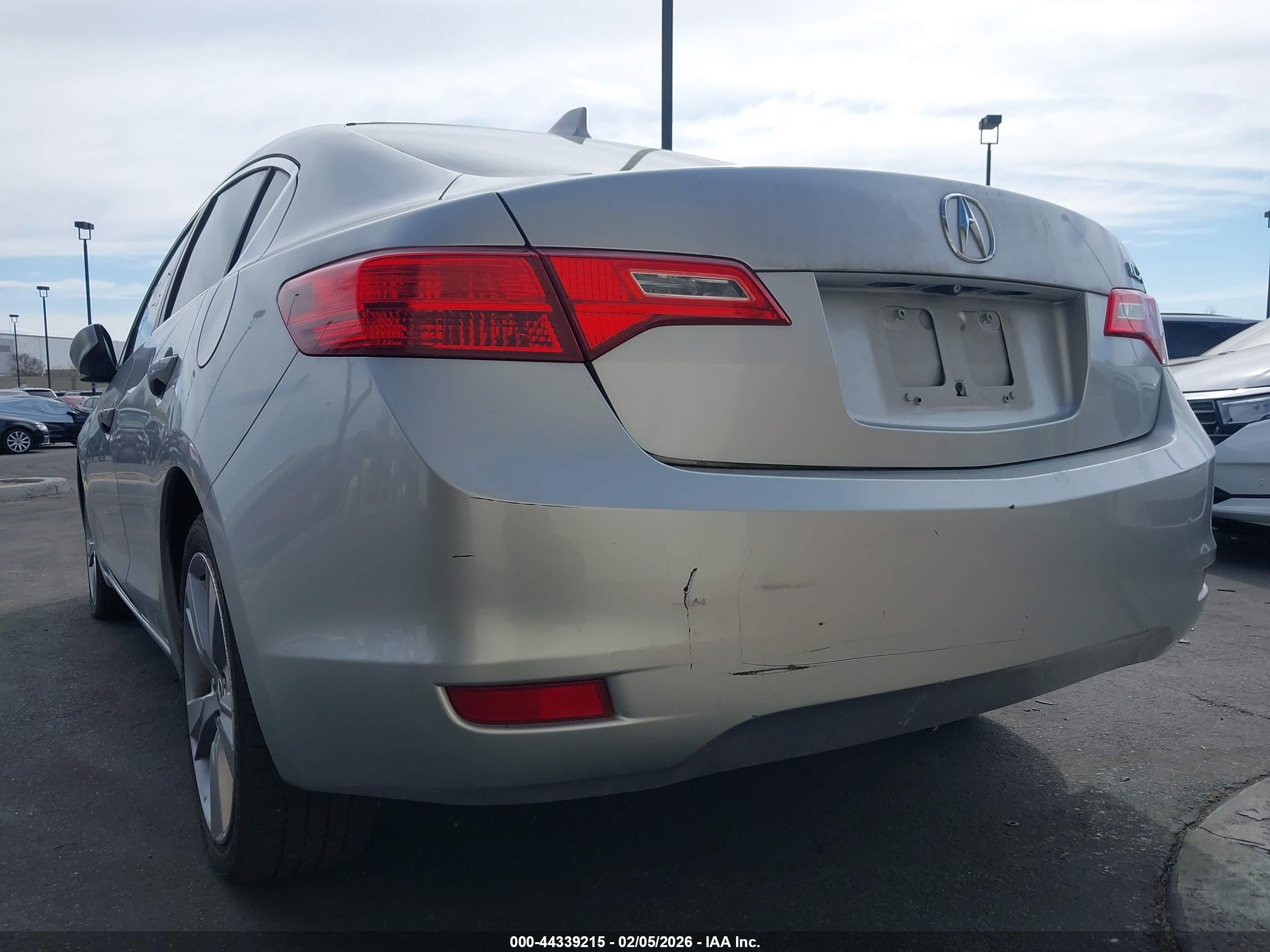 ACURA ILX image 6