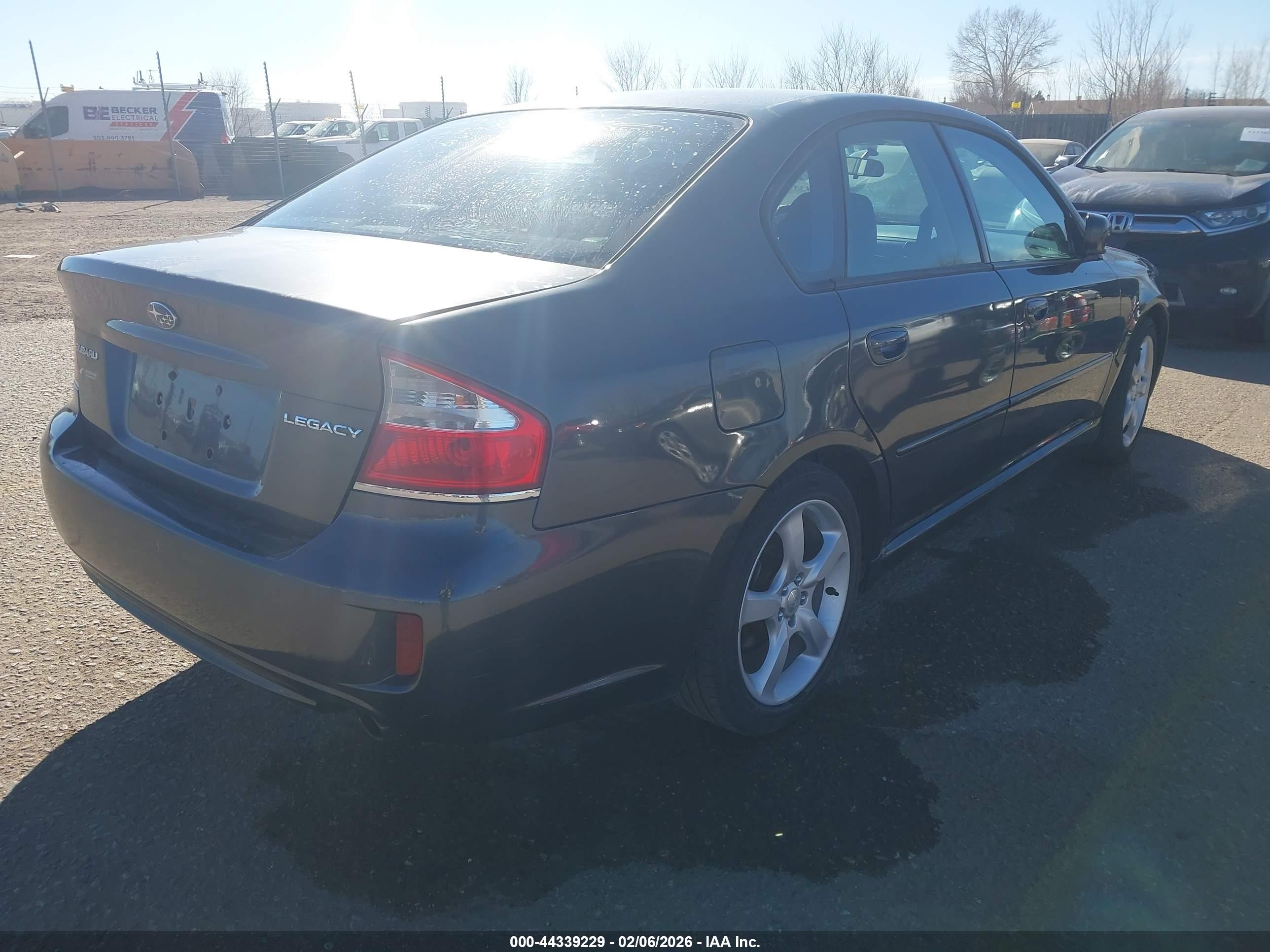 SUBARU LEGACY image 4