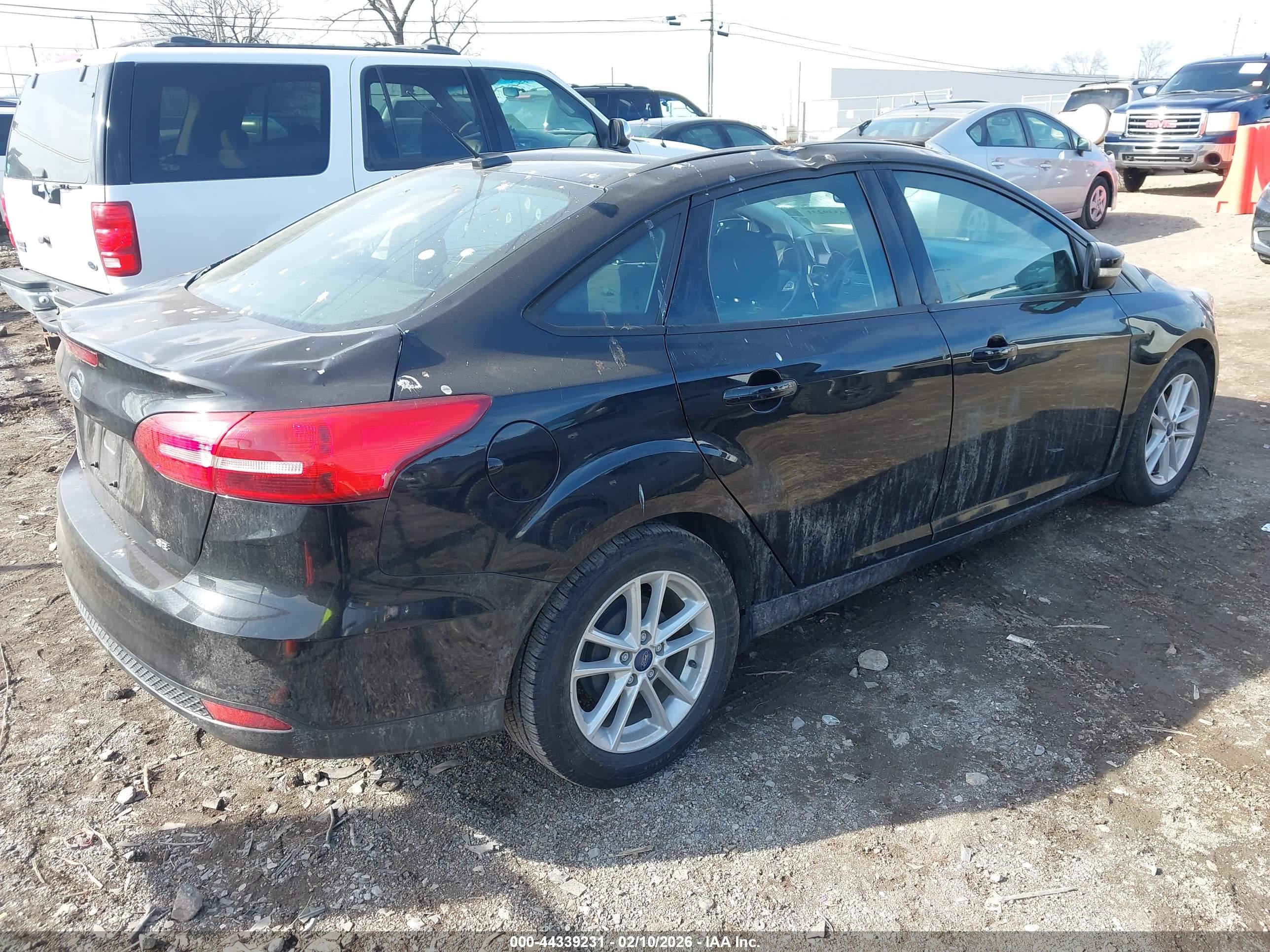 FORD FOCUS image 4