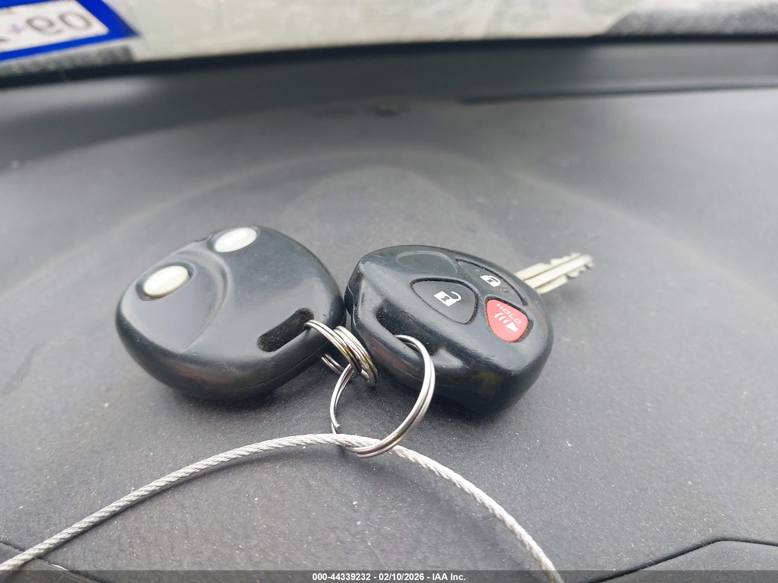 TOYOTA RAV4 image 11