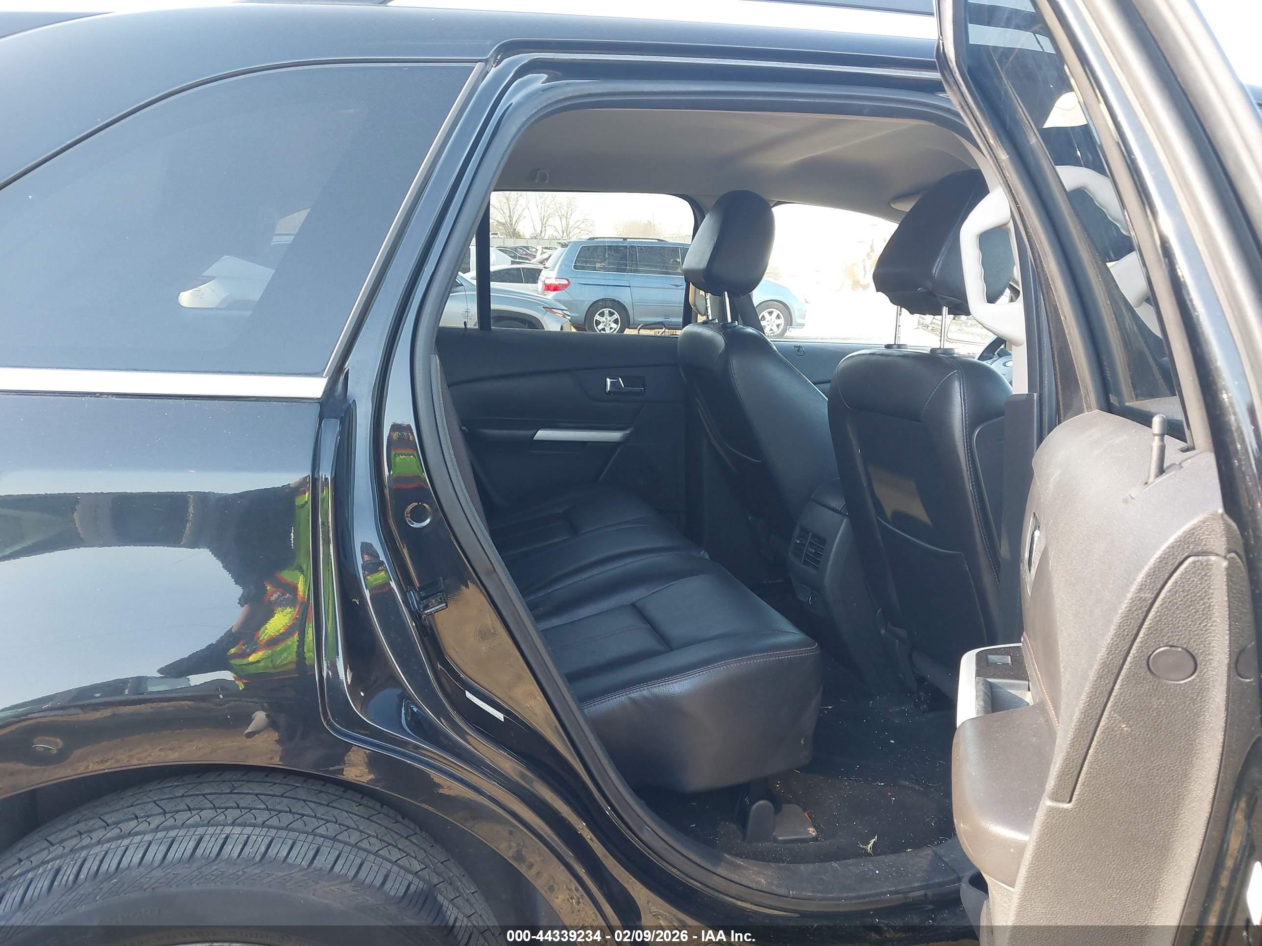 FORD EDGE image 8
