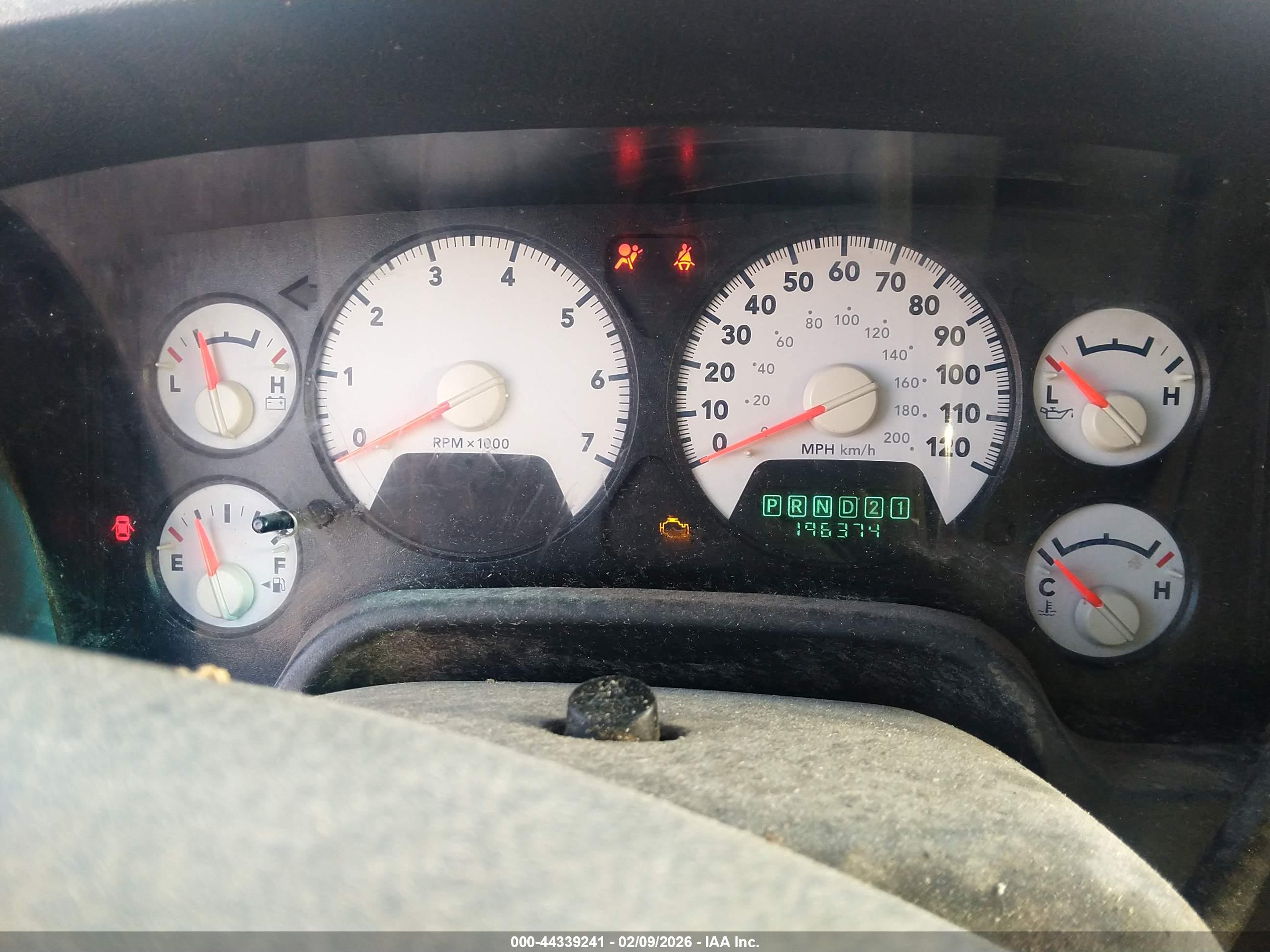 DODGE RAM image 7