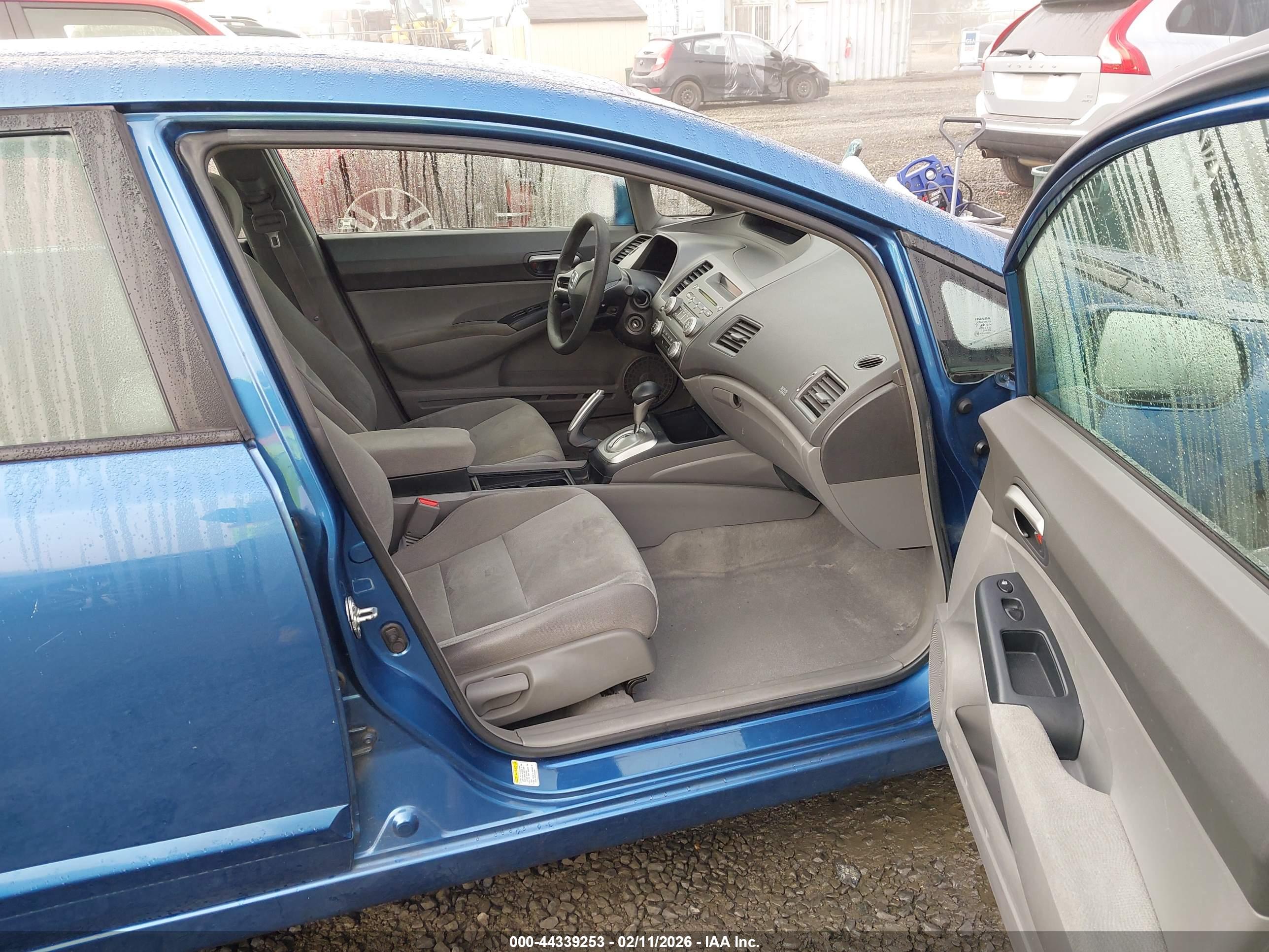 HONDA CIVIC image 5