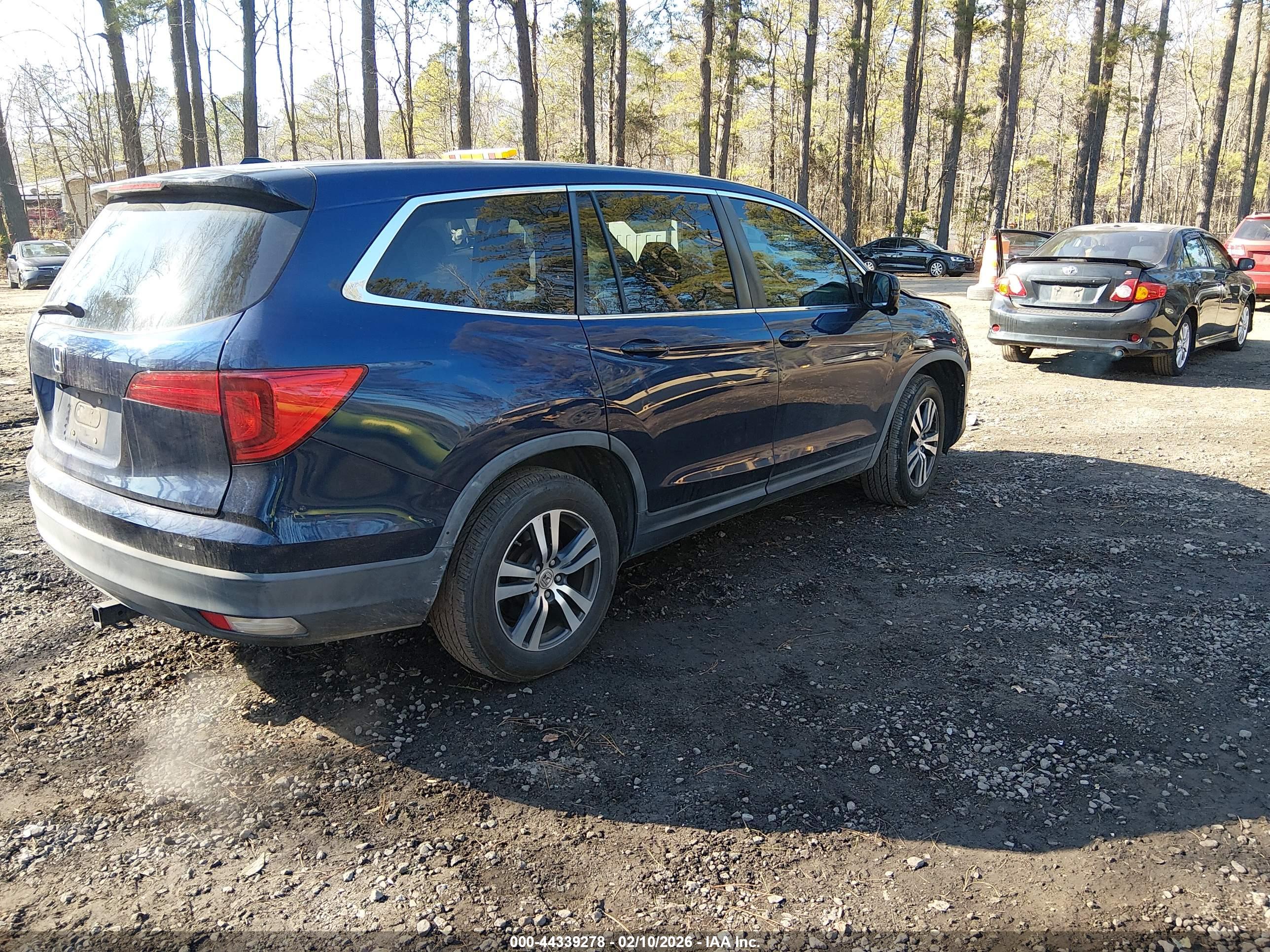 HONDA PILOT image 4