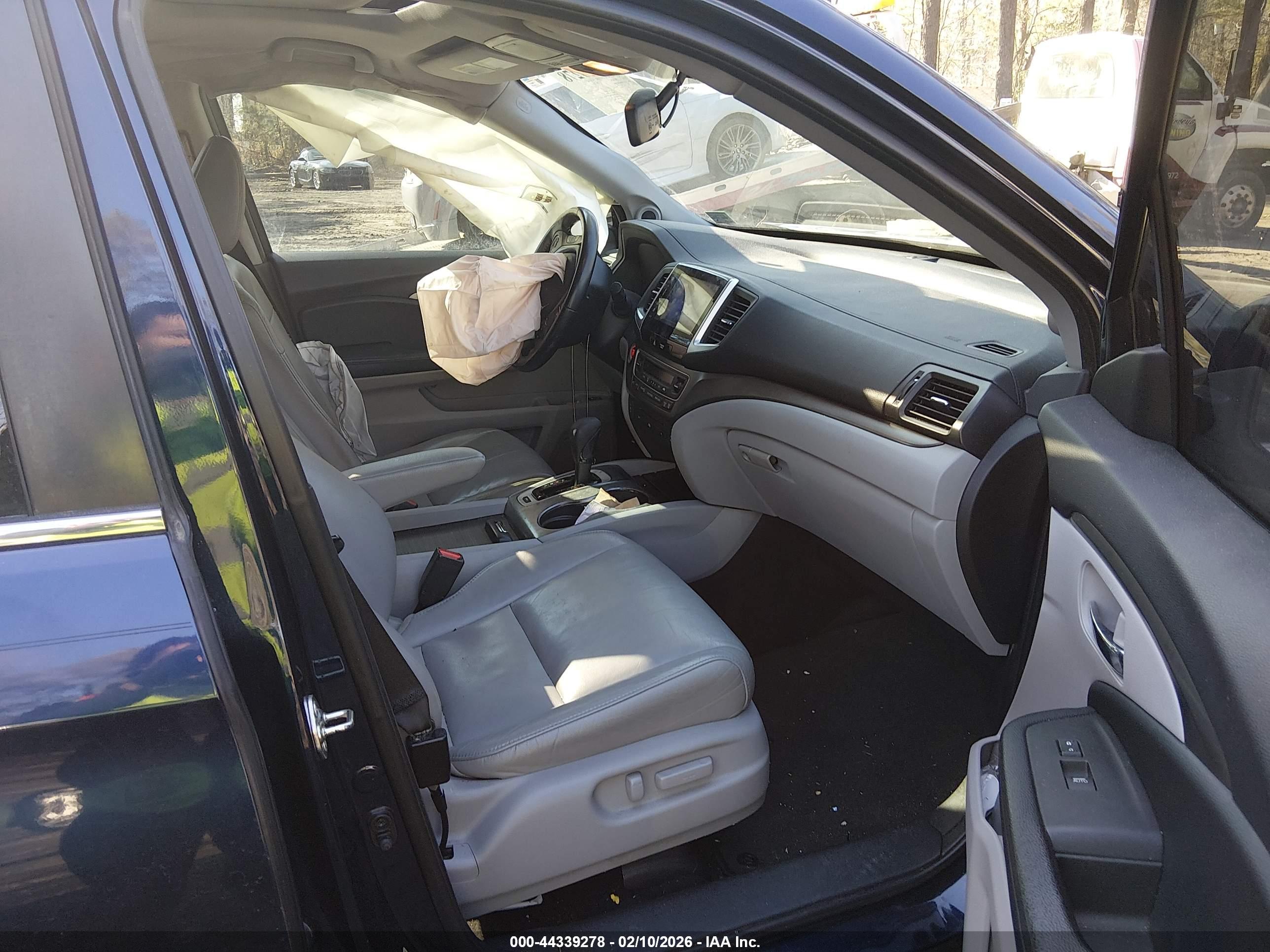 HONDA PILOT image 5