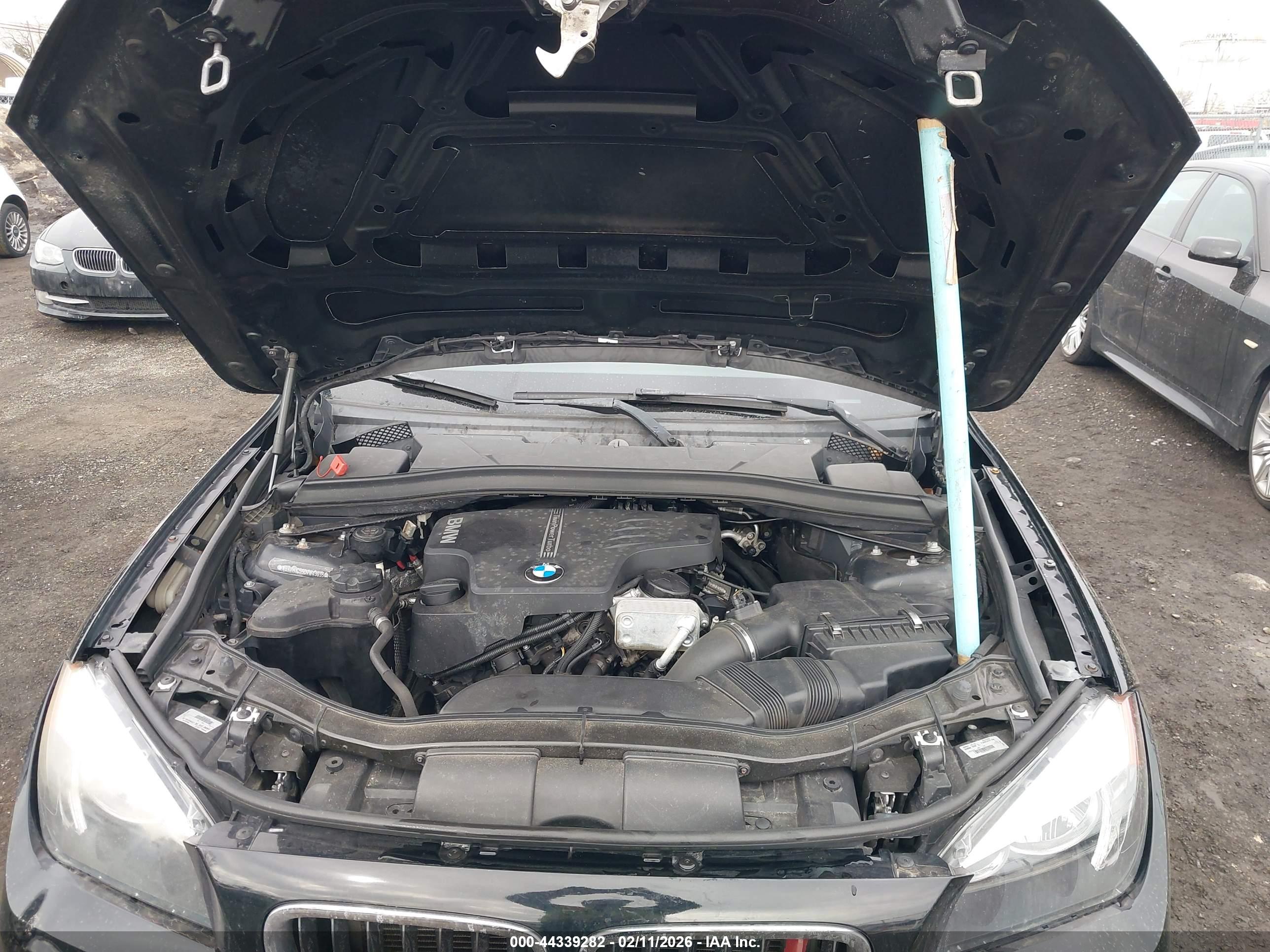 BMW X1 image 10