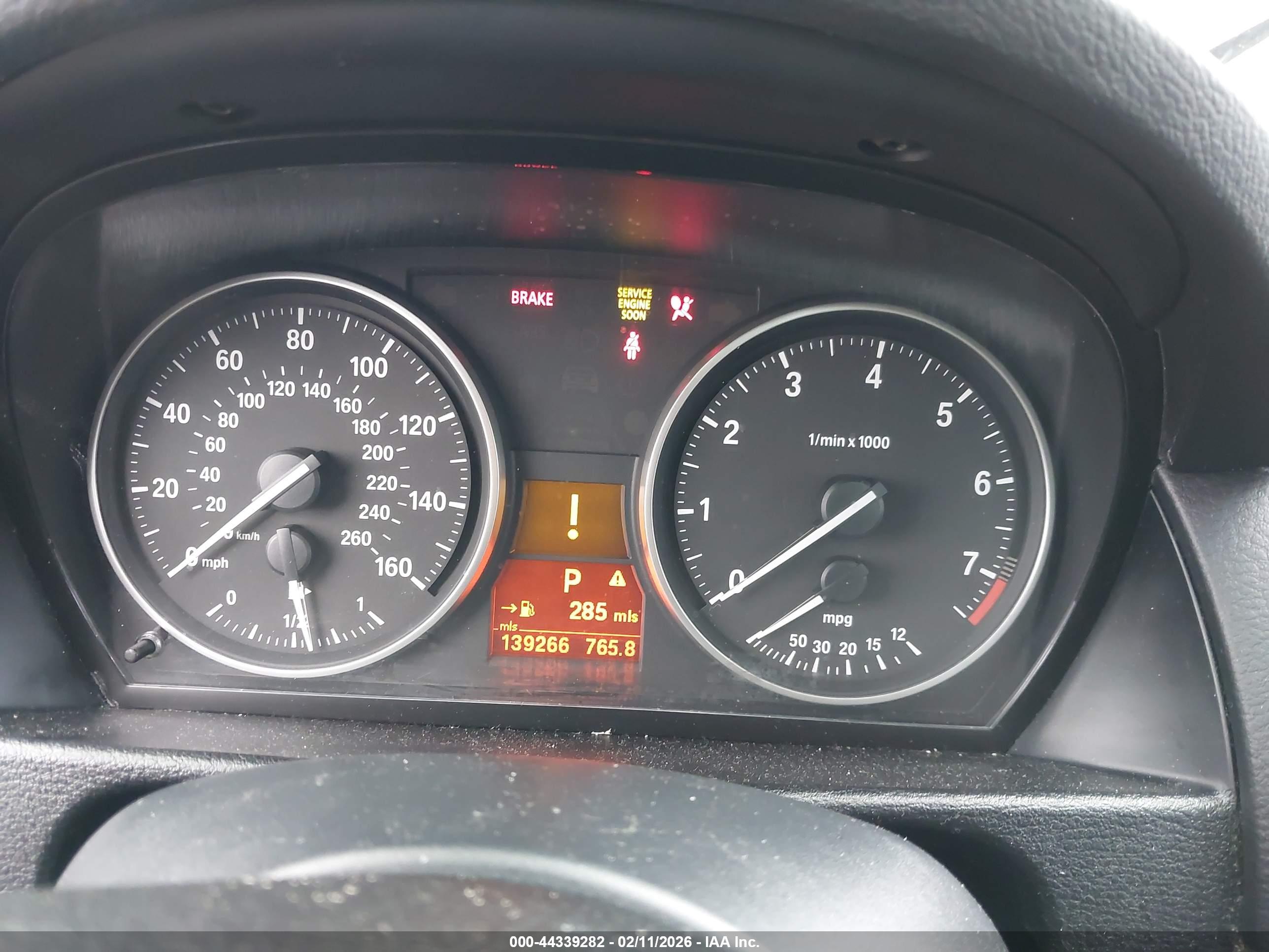 BMW X1 image 7