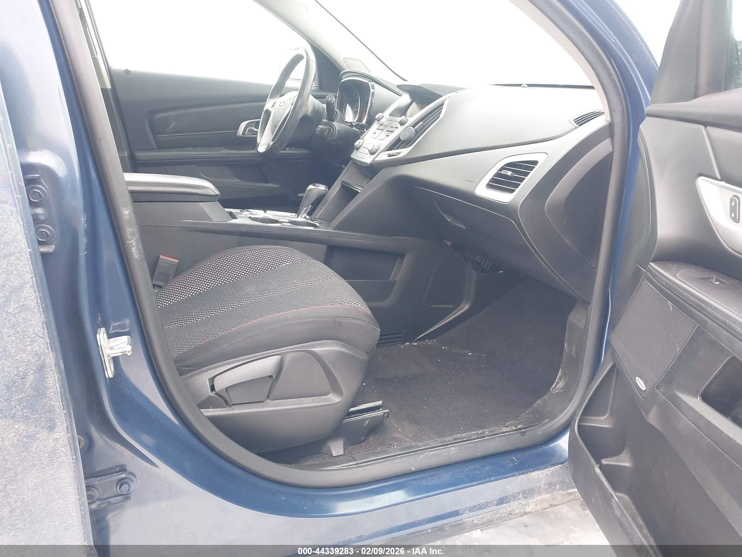 GMC TERRAIN image 5
