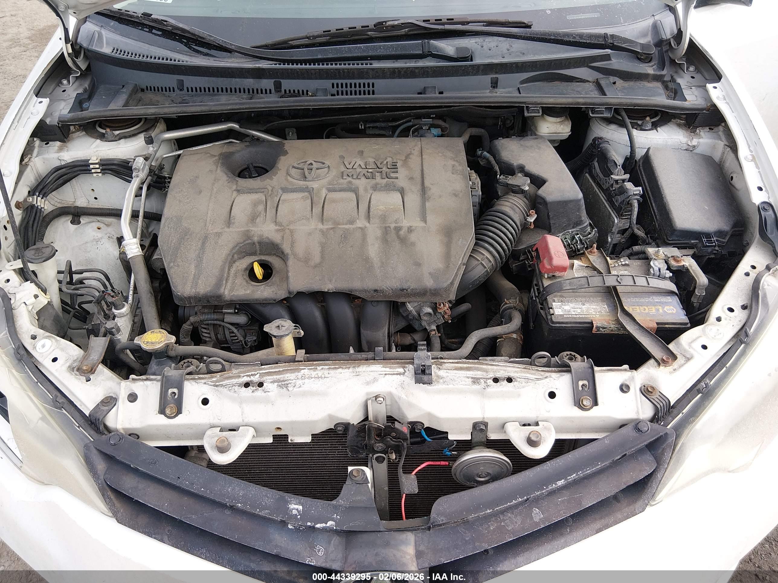 TOYOTA COROLLA image 10