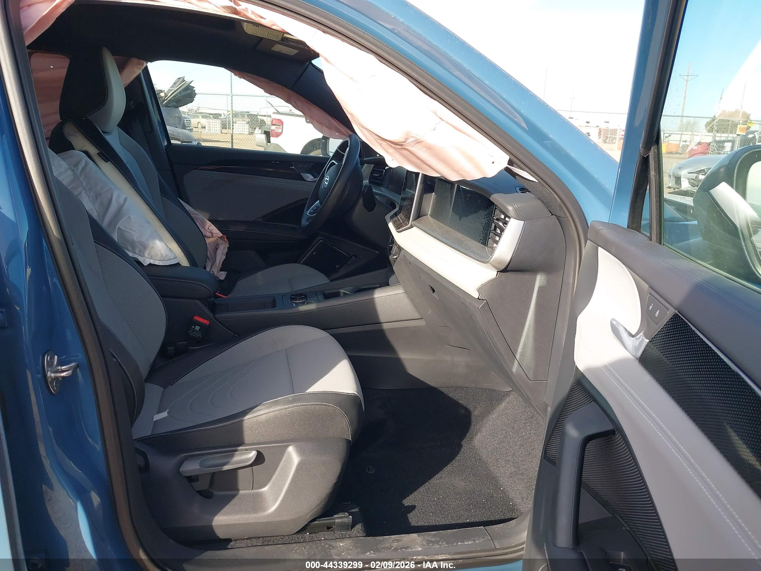 VOLKSWAGEN TIGUAN image 5