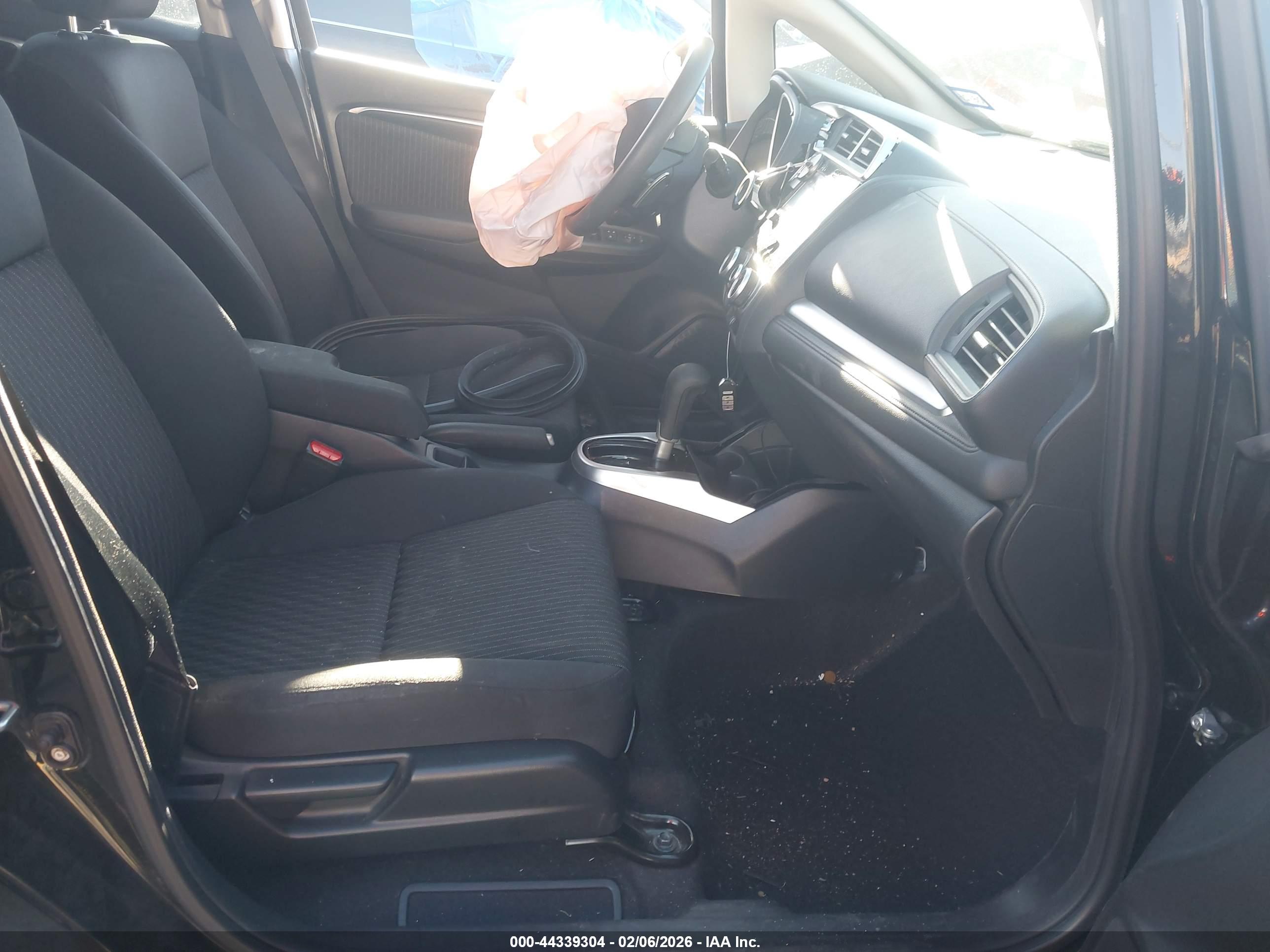 HONDA FIT image 5