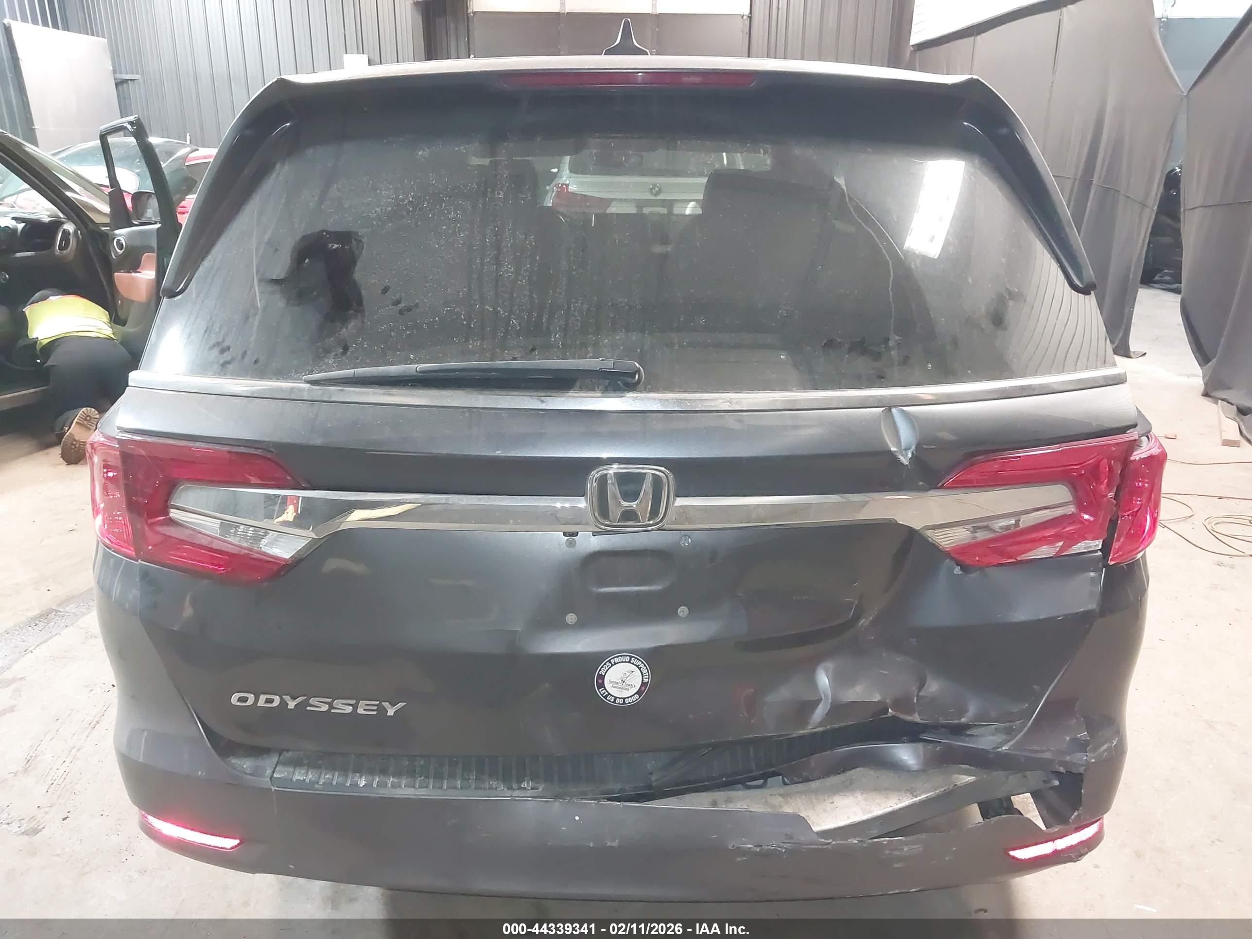HONDA ODYSSEY image 6