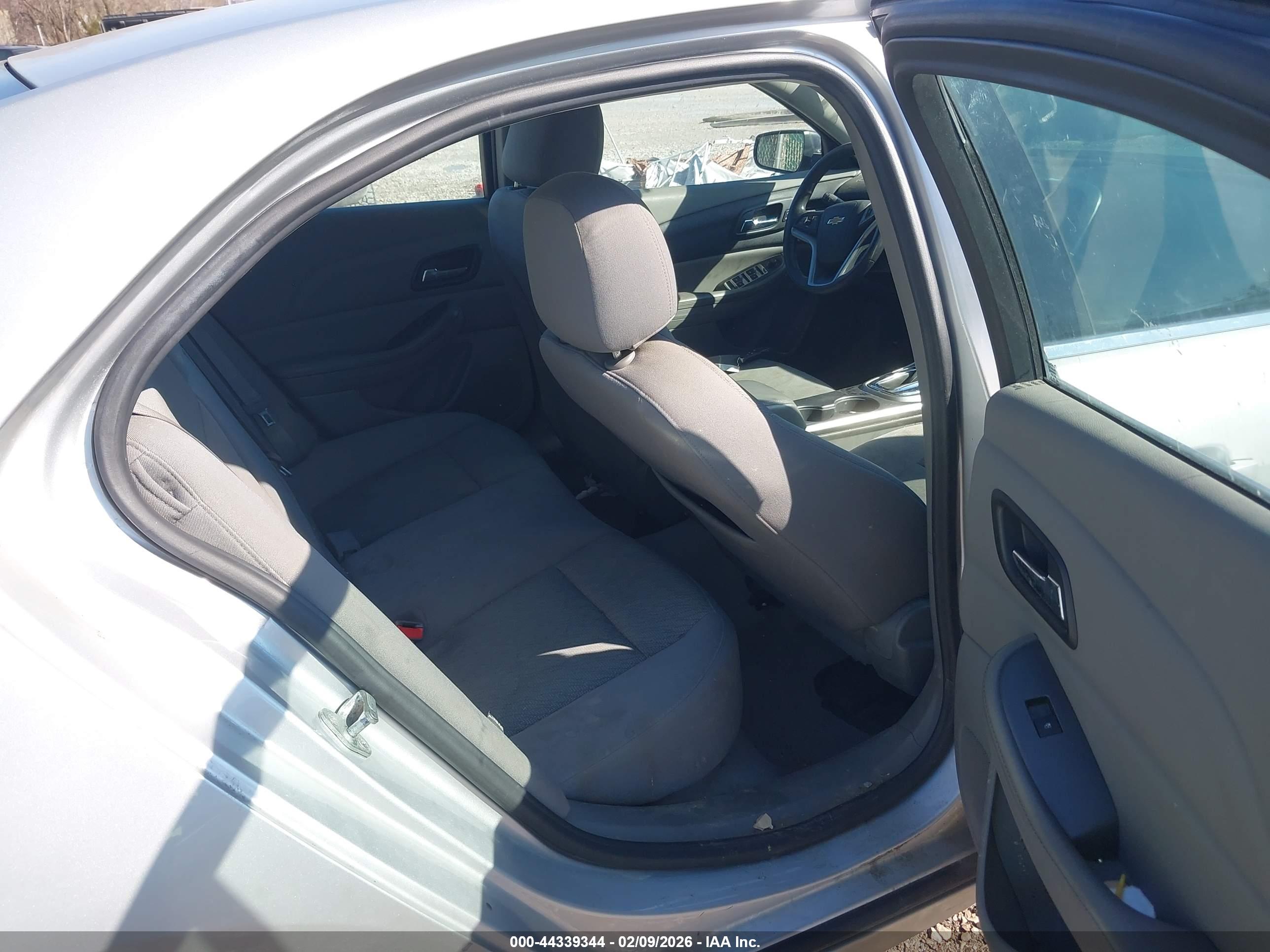 CHEVROLET MALIBU image 8