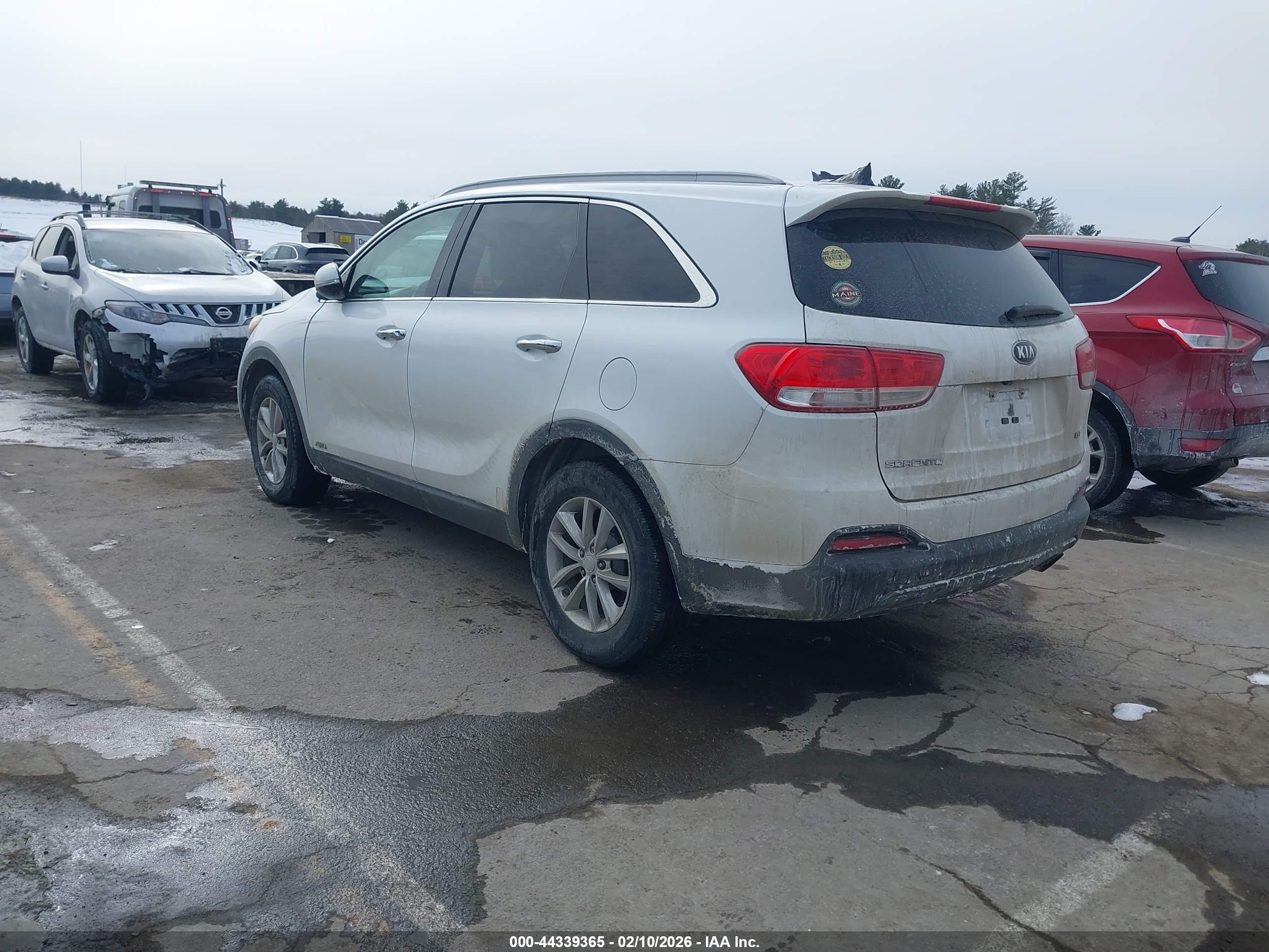 KIA SORENTO image 3