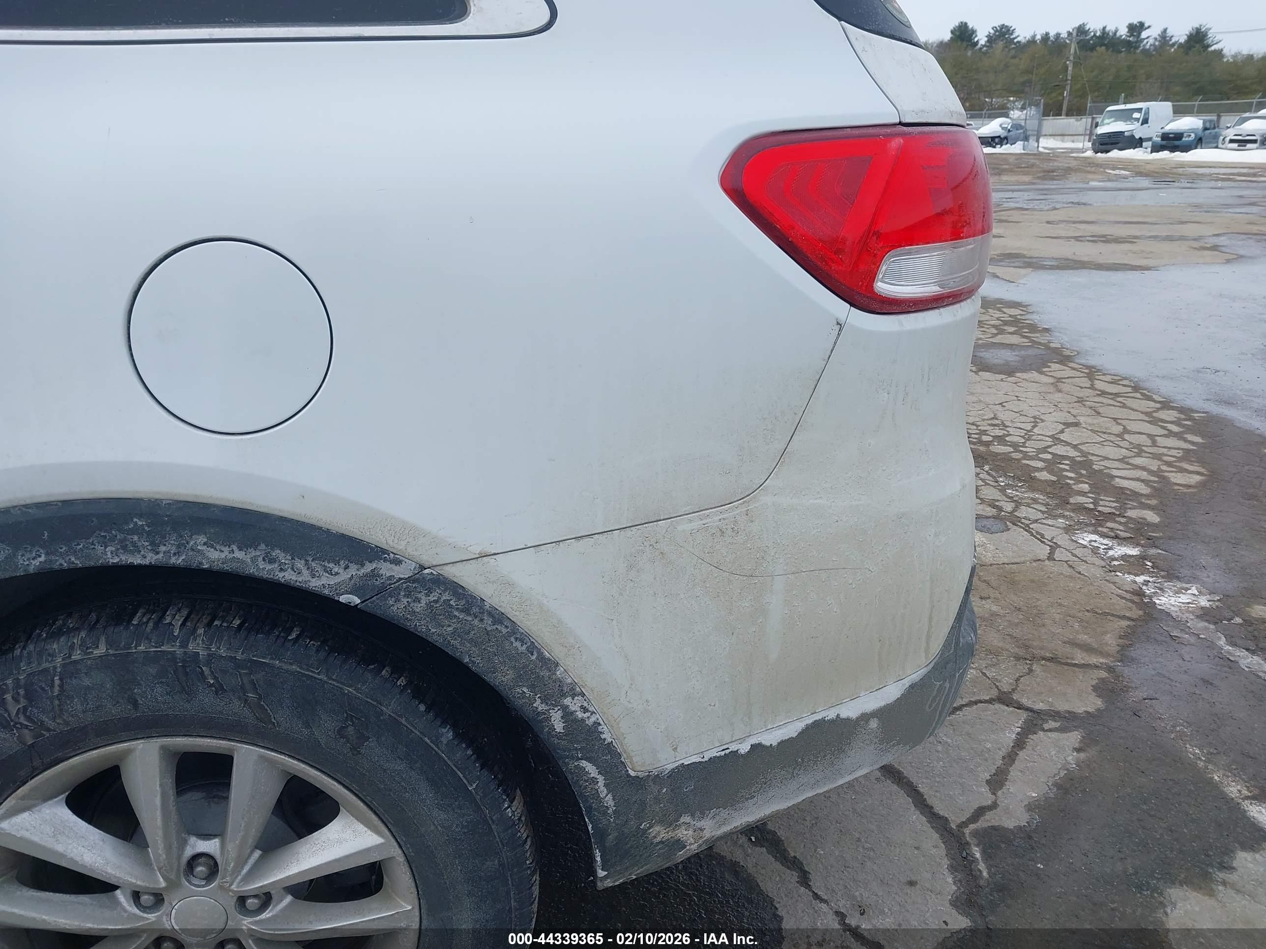 KIA SORENTO image 6