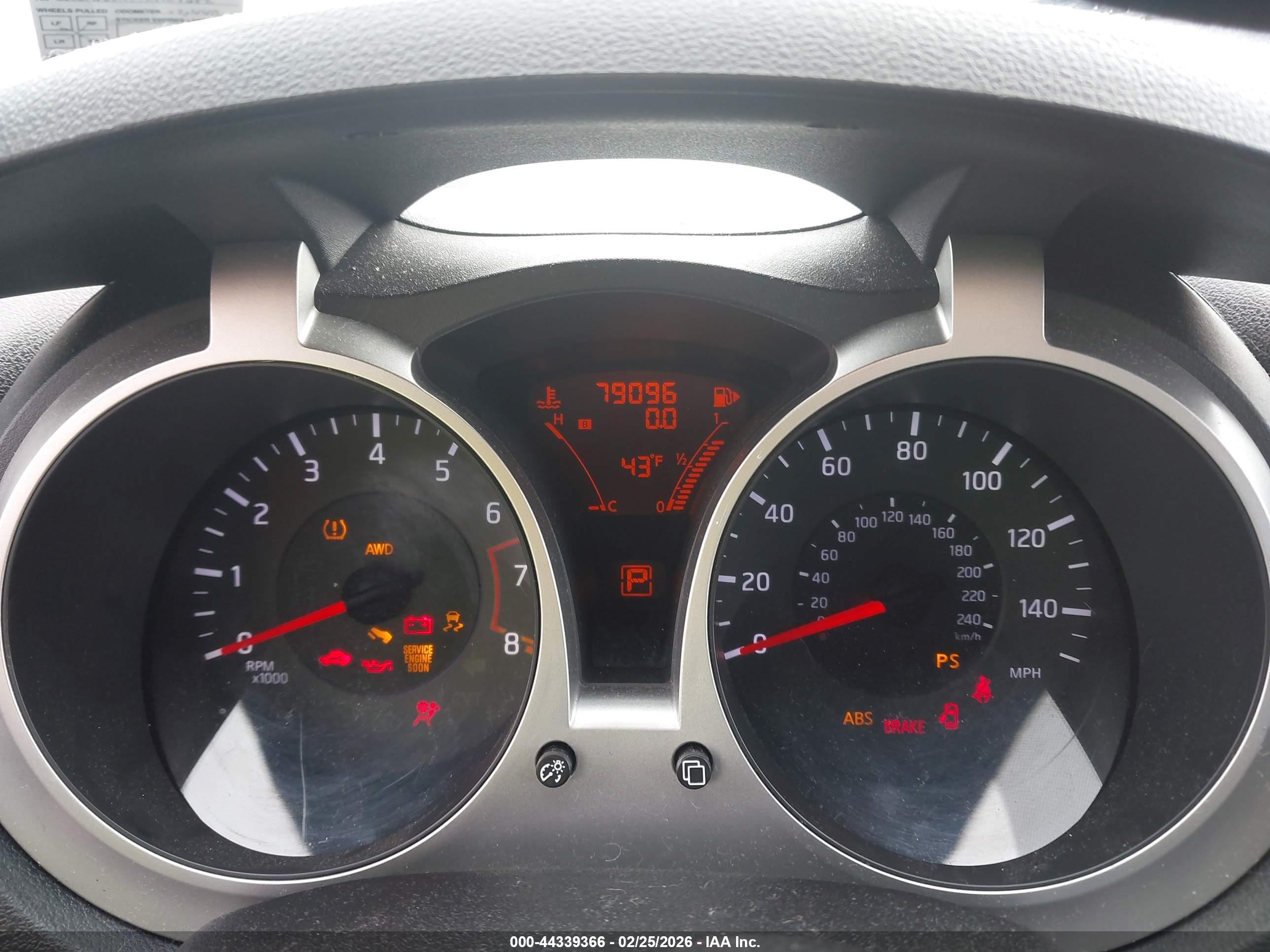 NISSAN JUKE image 7