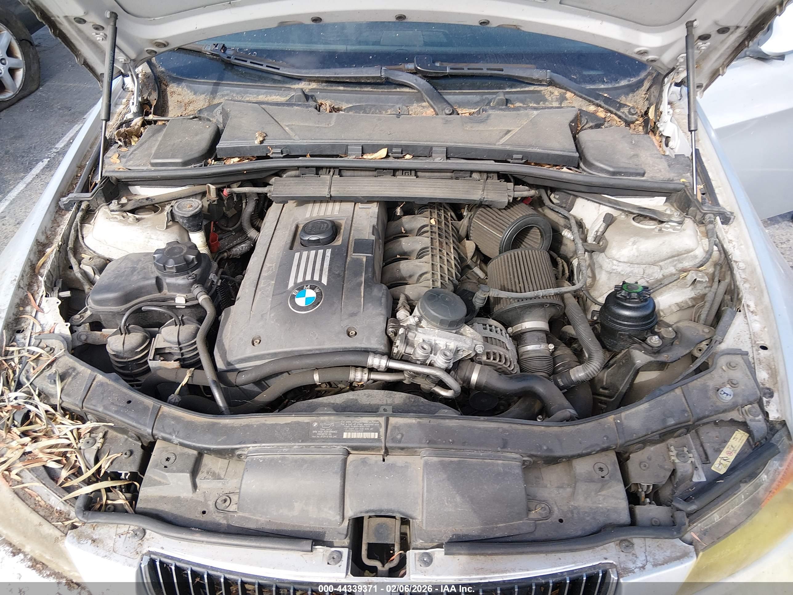 BMW 335I image 10