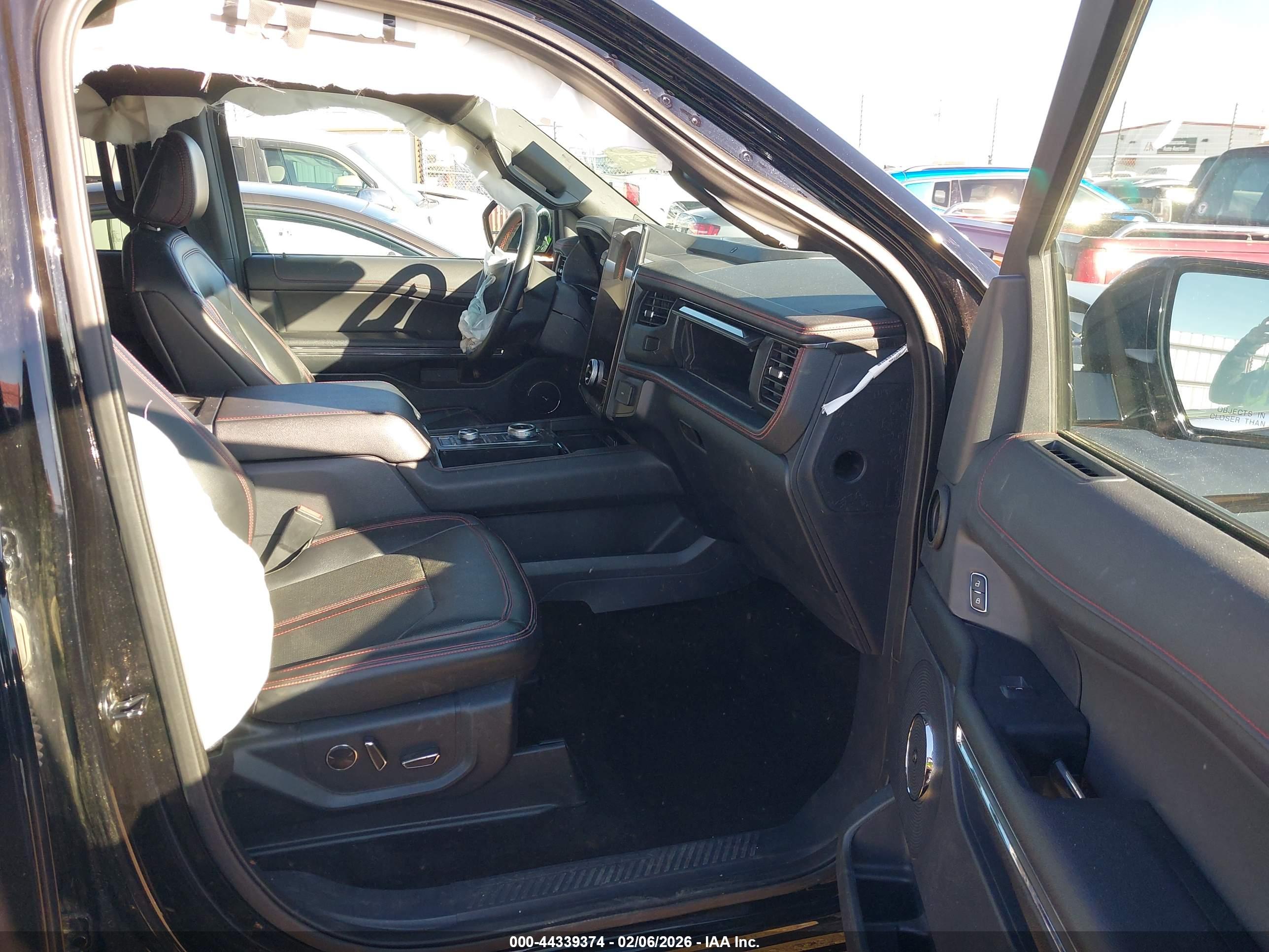FORD EXPEDITION image 5