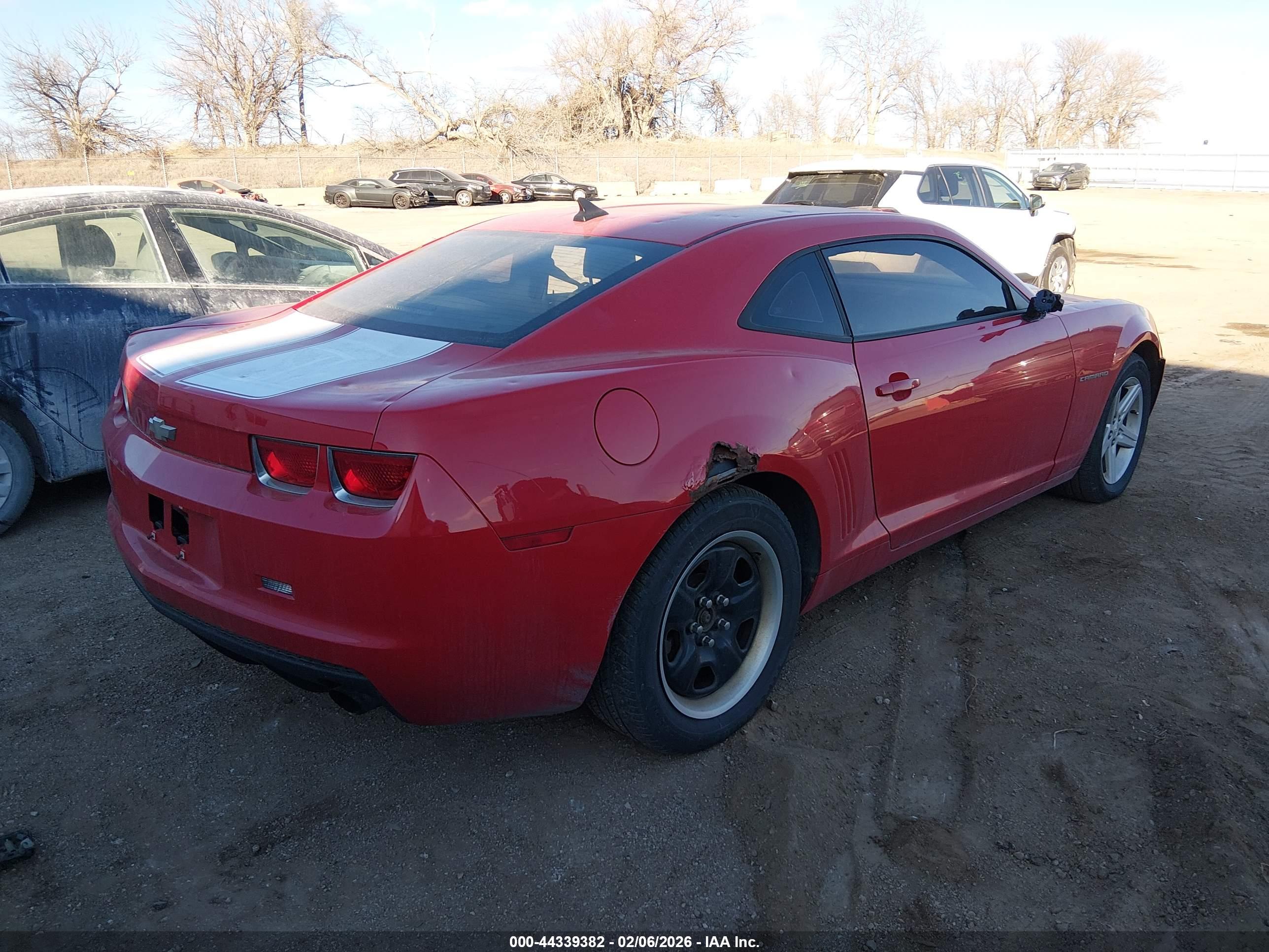 CHEVROLET CAMARO image 4