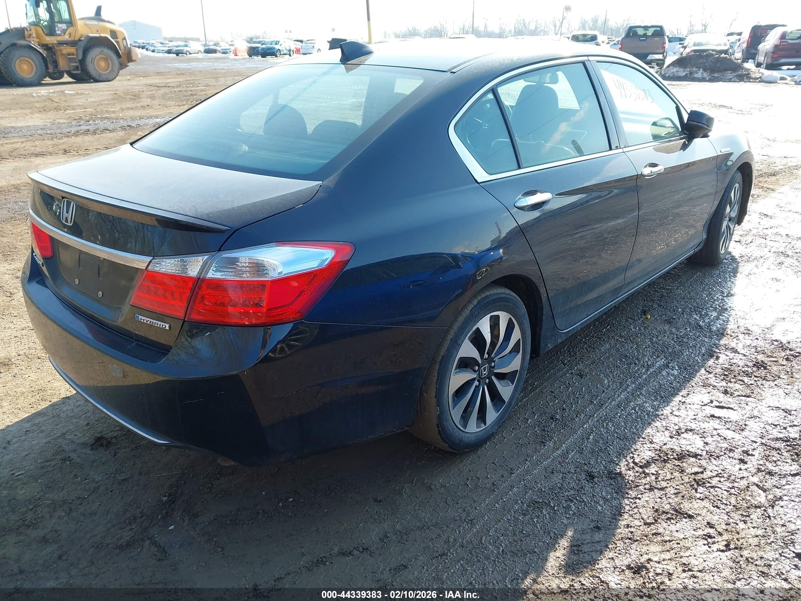 HONDA ACCORD image 4
