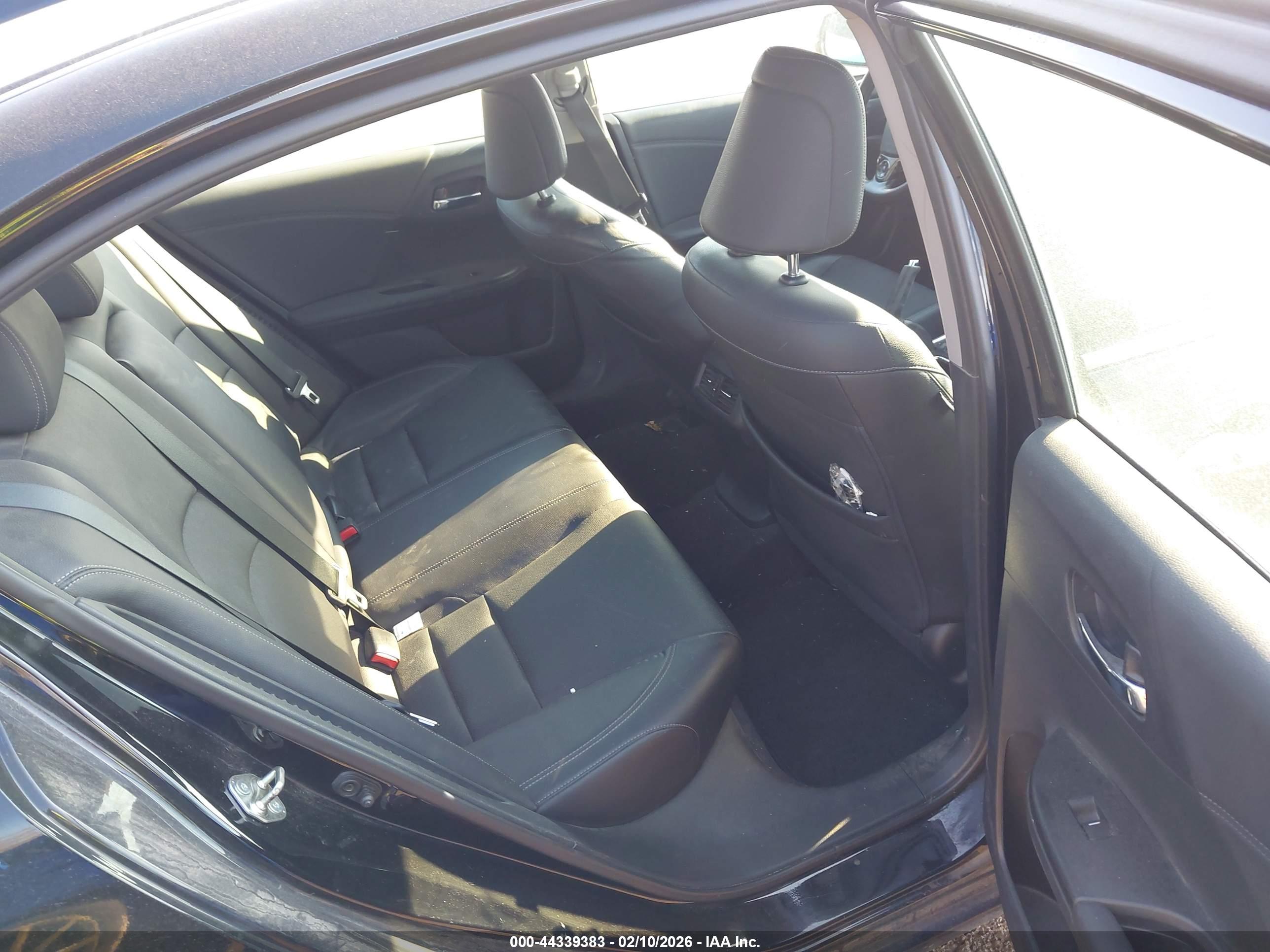 HONDA ACCORD image 8