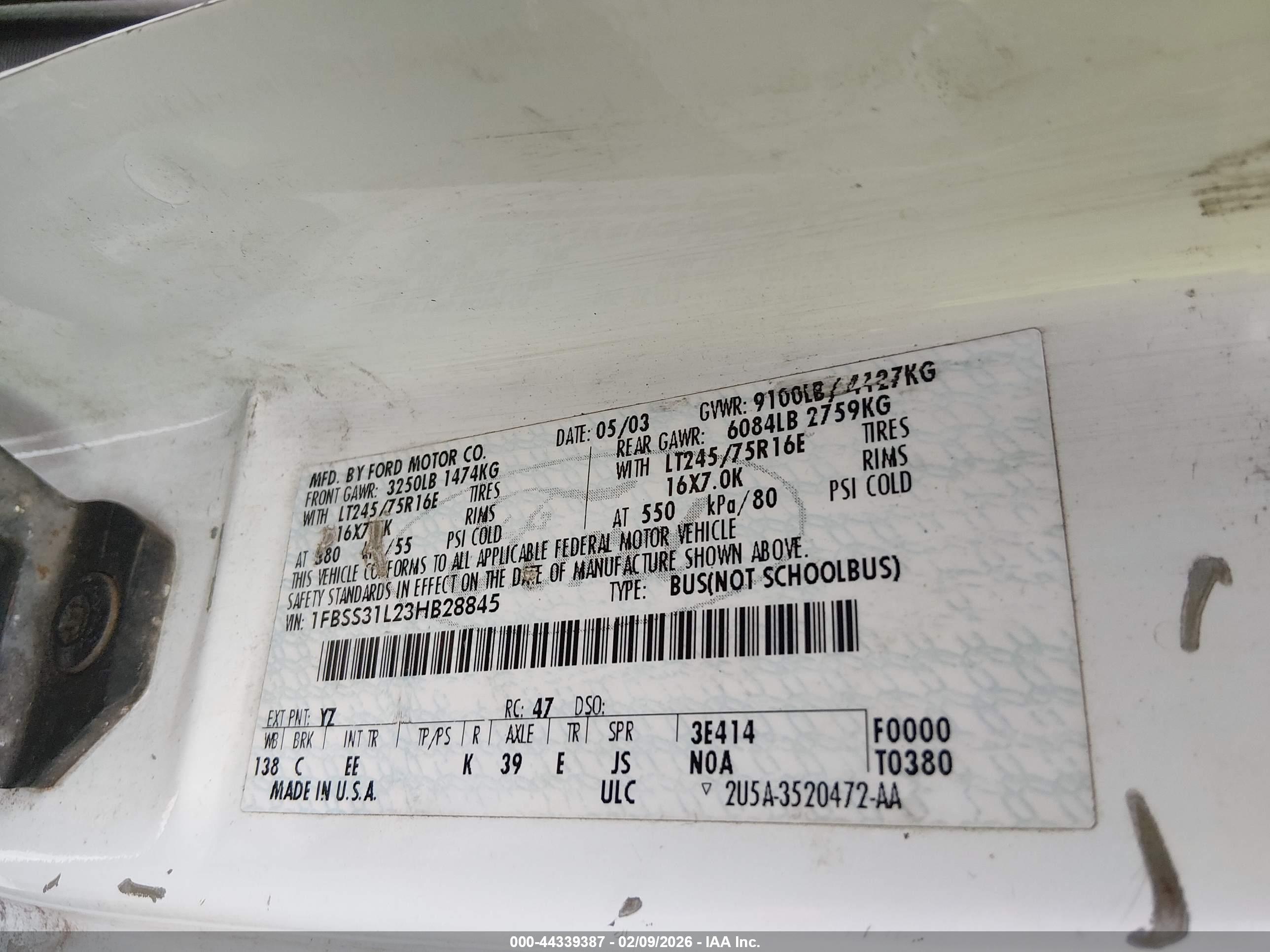 FORD E-350 image 9