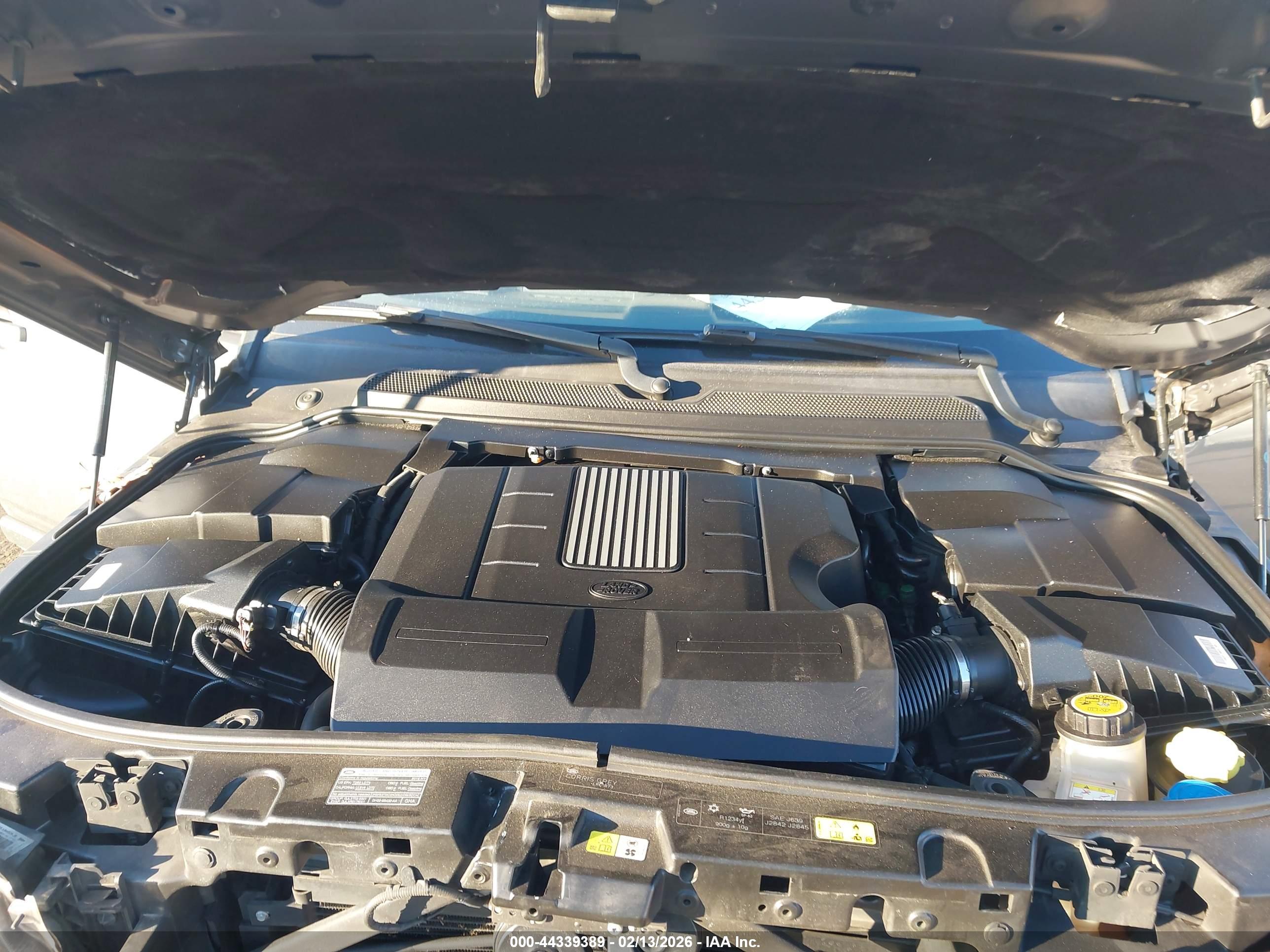 LAND ROVER image 10