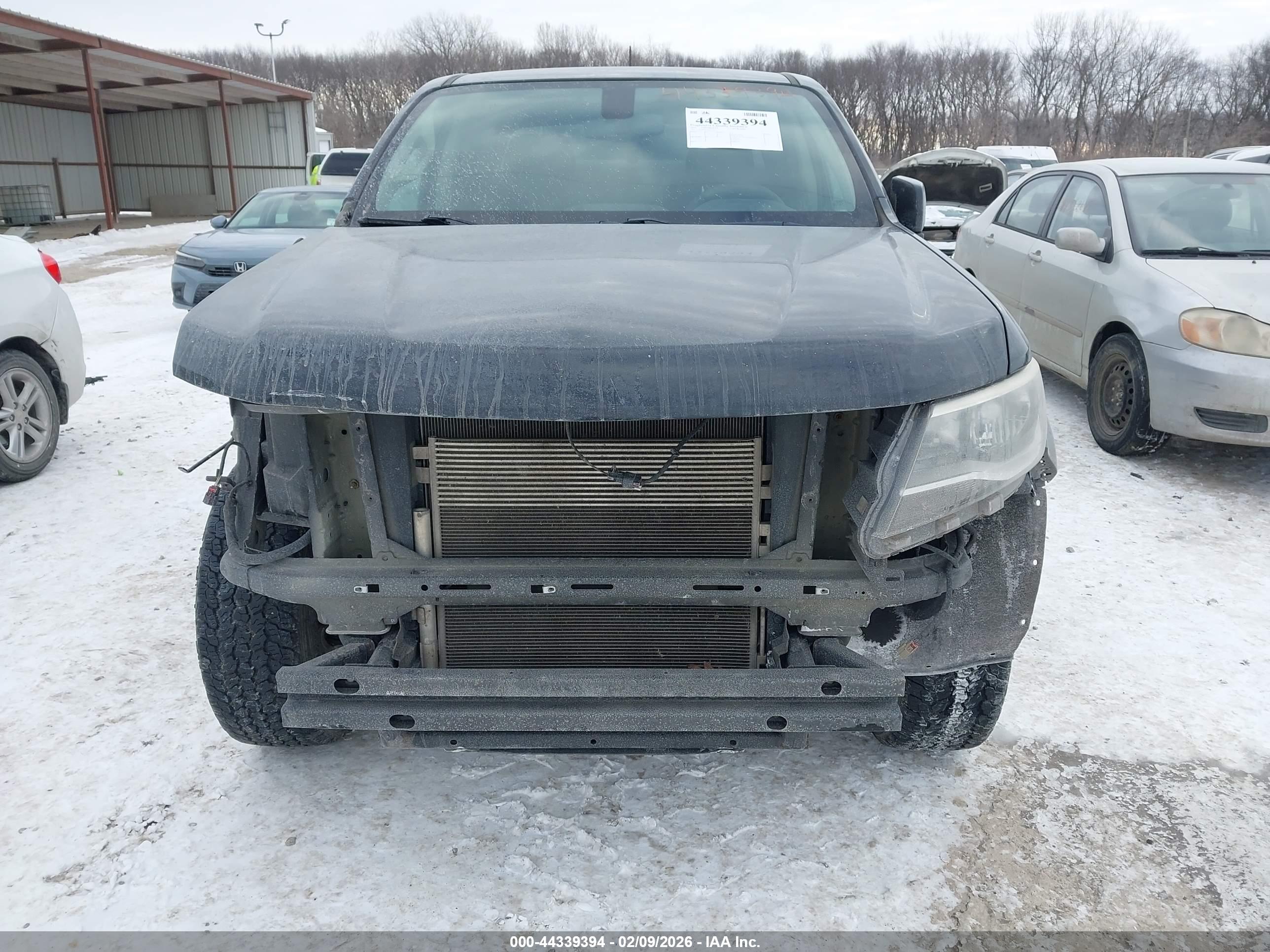 CHEVROLET COLORADO image 6
