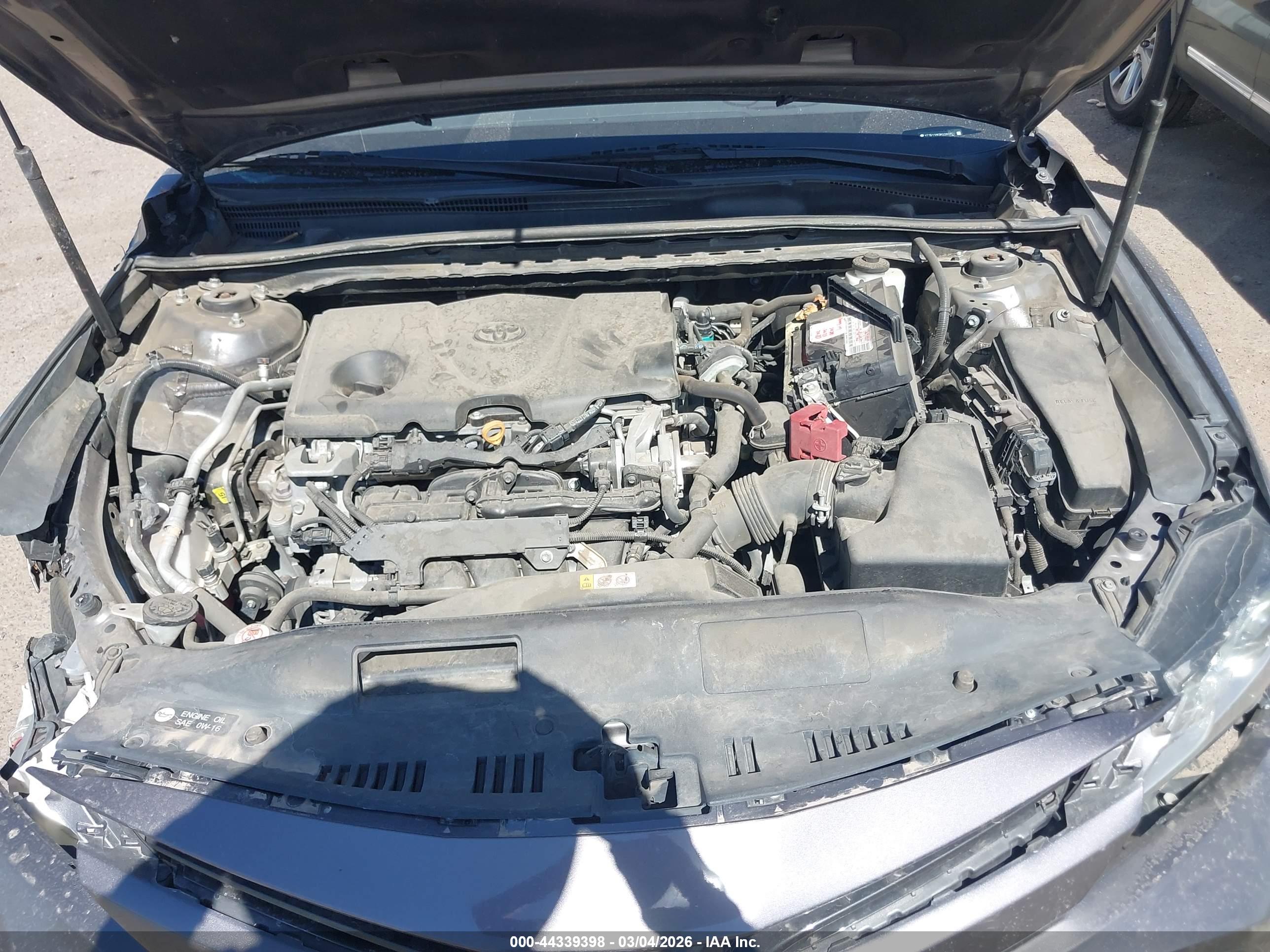 TOYOTA CAMRY image 10