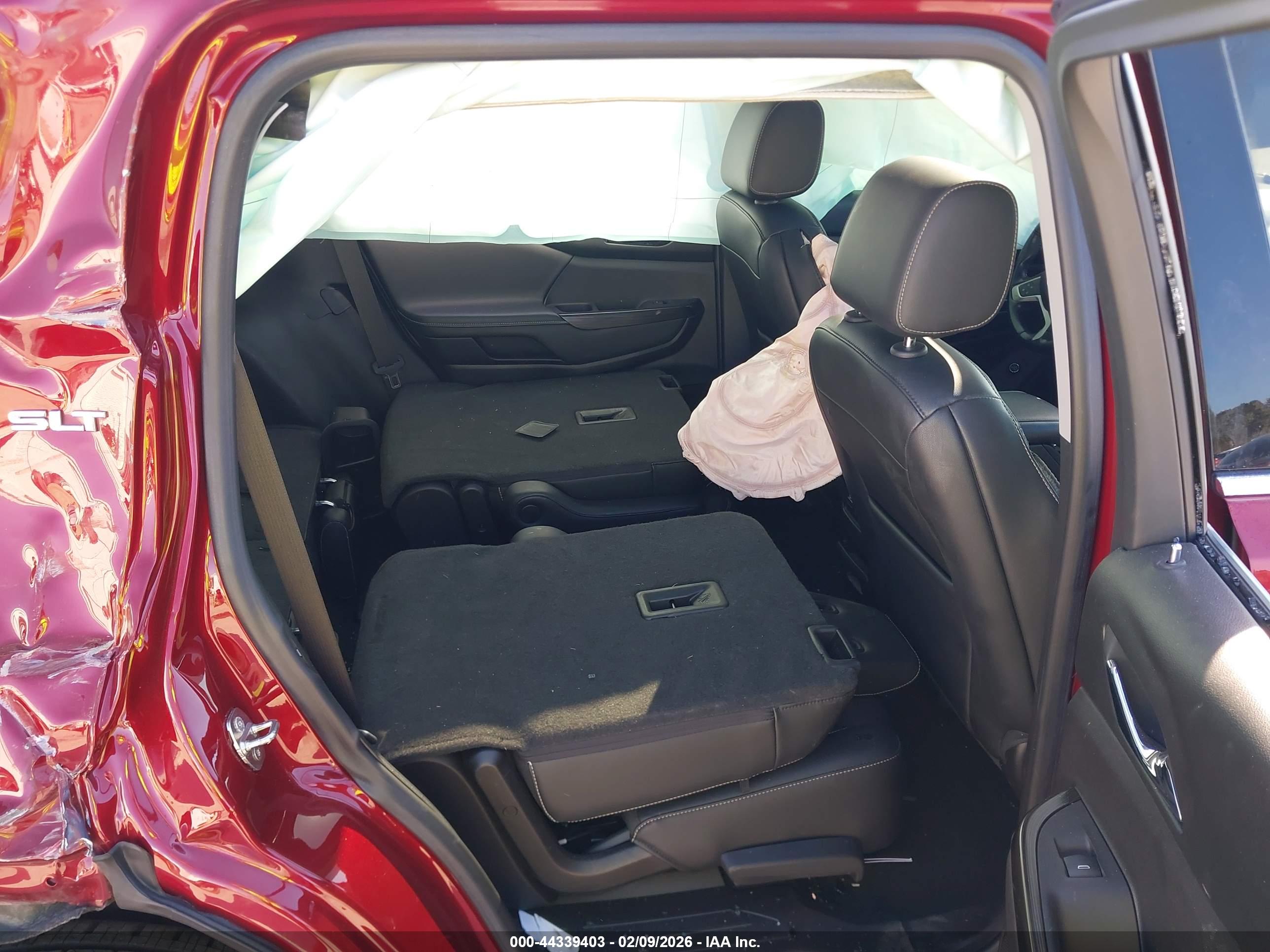 GMC ACADIA image 8