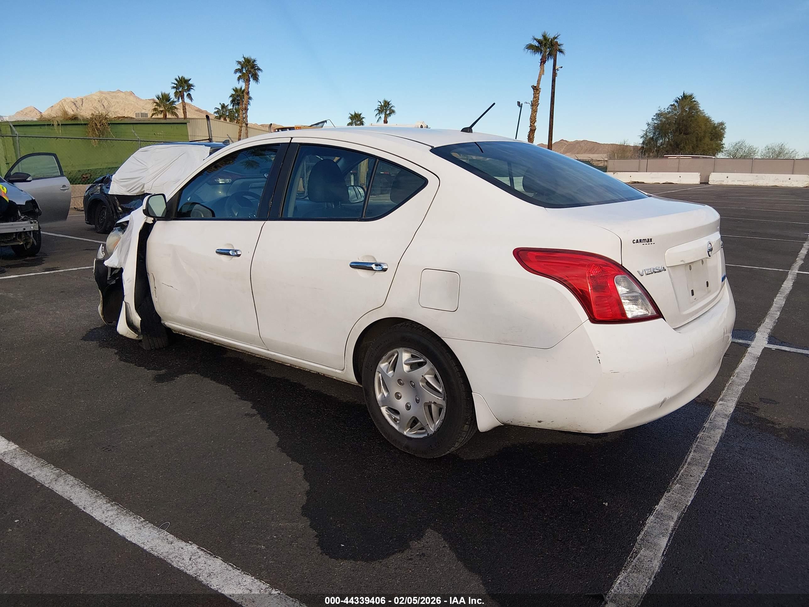 NISSAN VERSA image 3