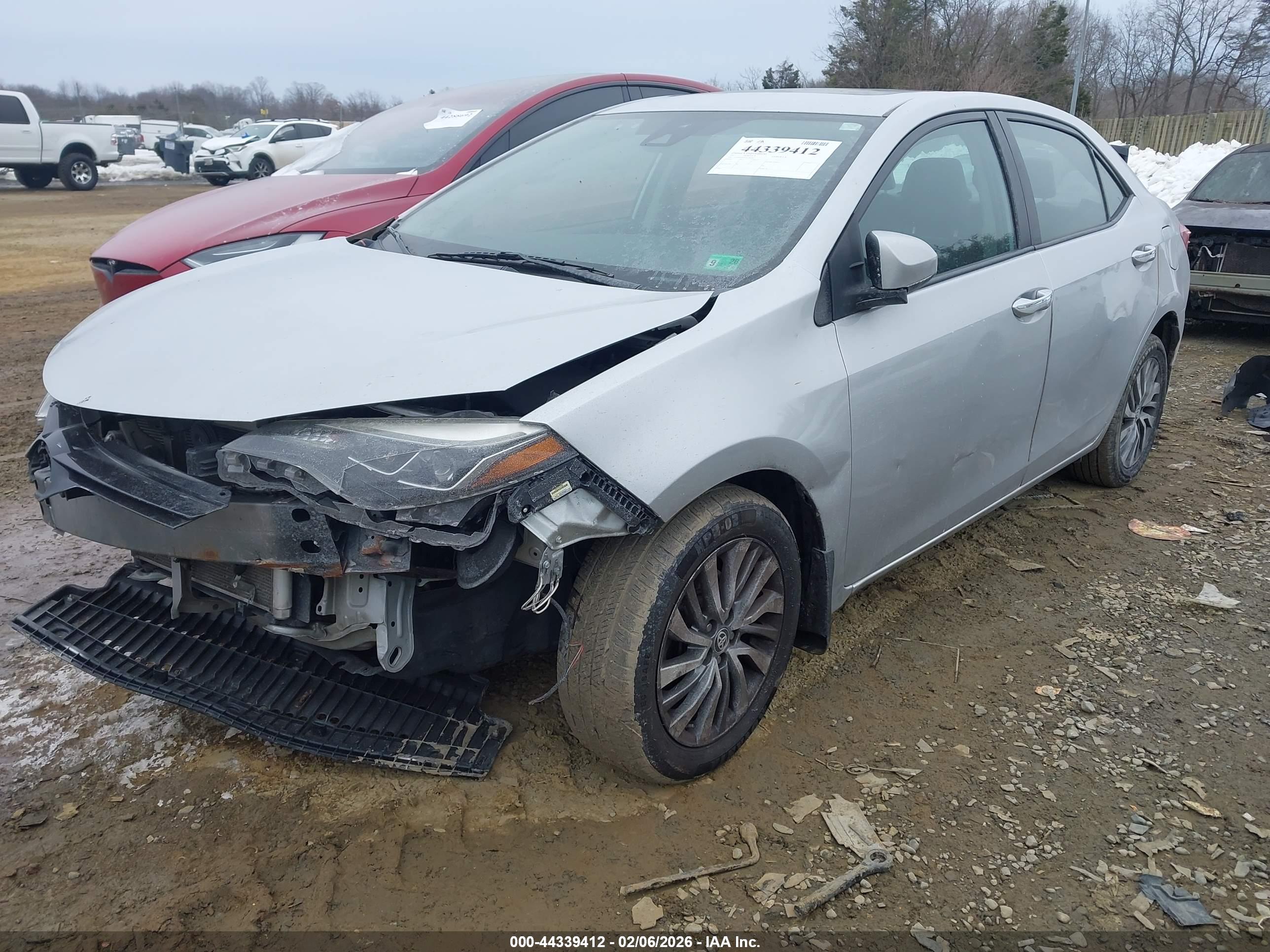 TOYOTA COROLLA image 2
