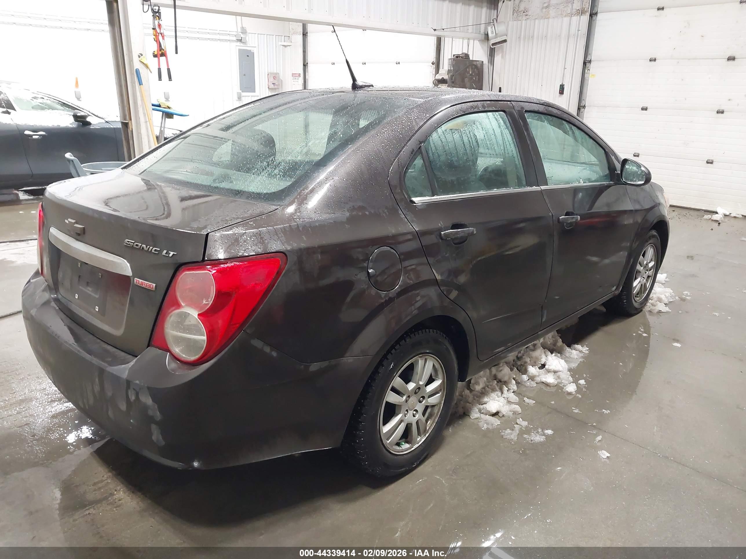 CHEVROLET SONIC image 4