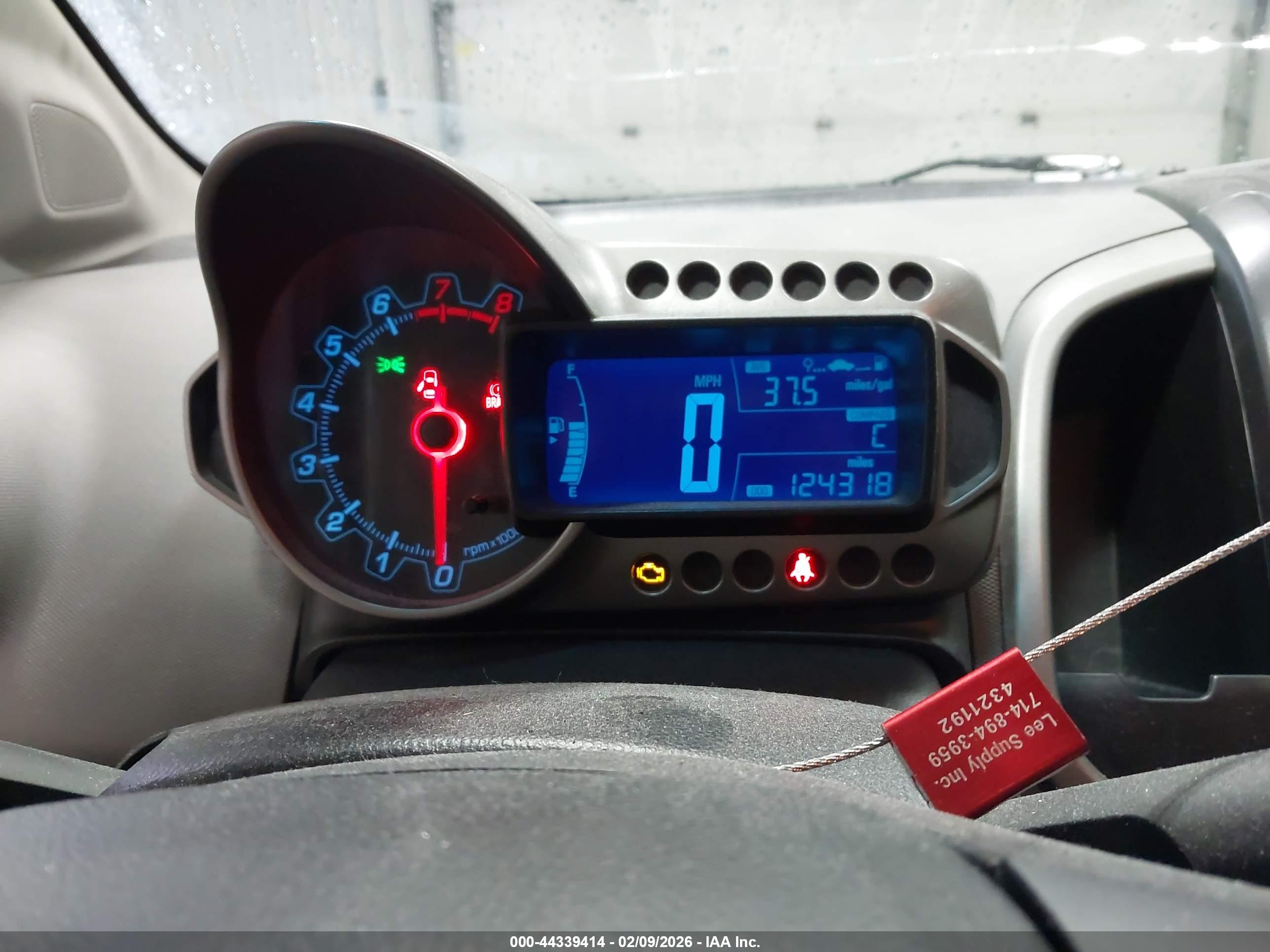 CHEVROLET SONIC image 7