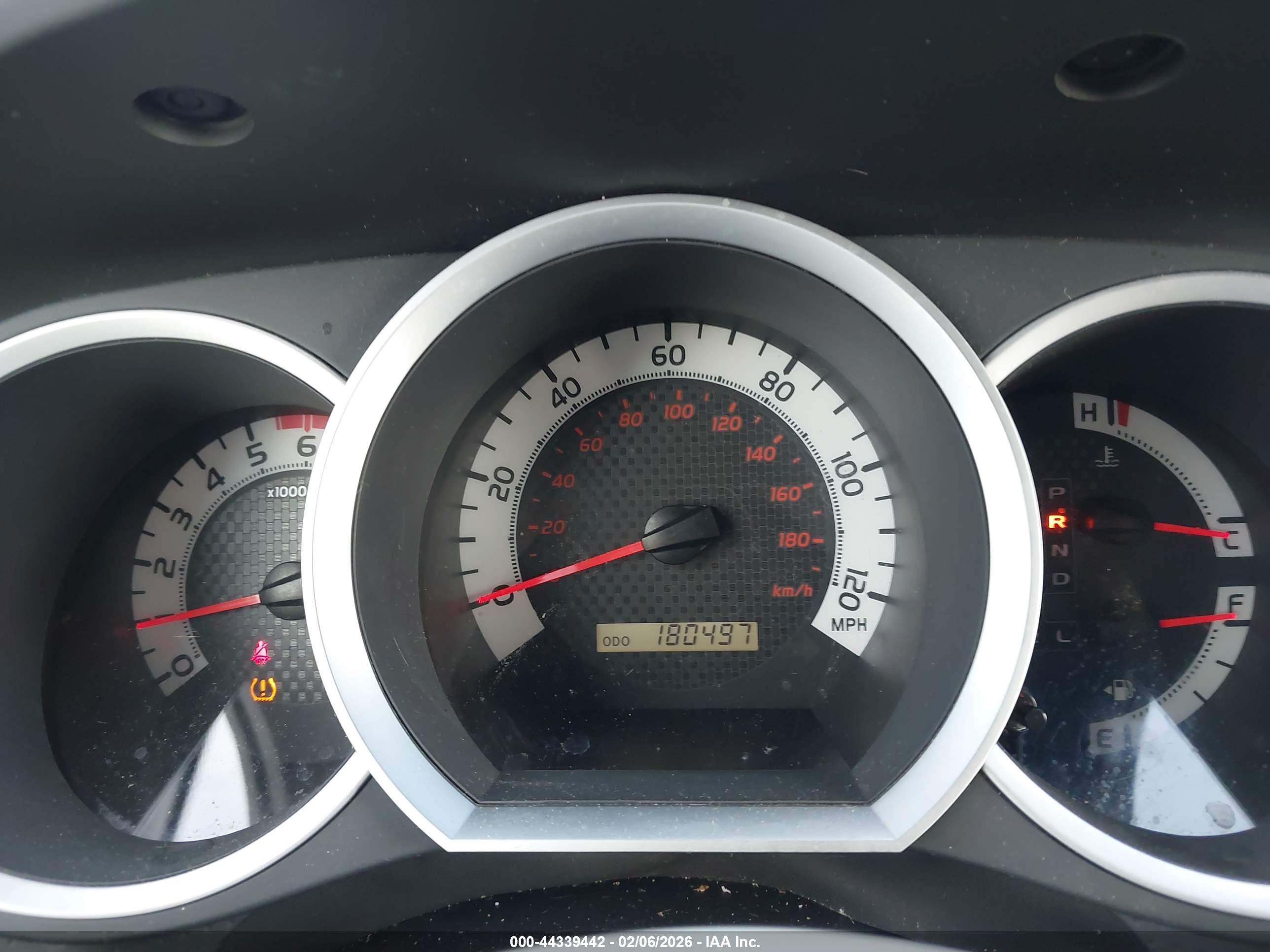 TOYOTA TACOMA image 7
