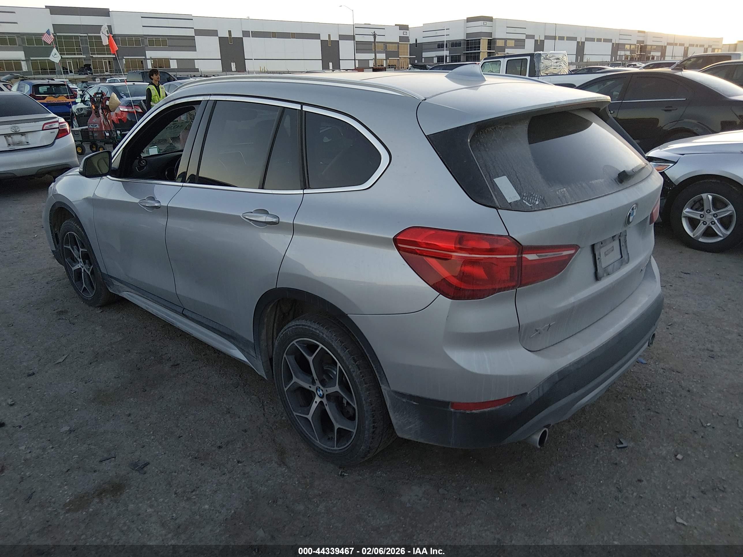 BMW X1 image 3