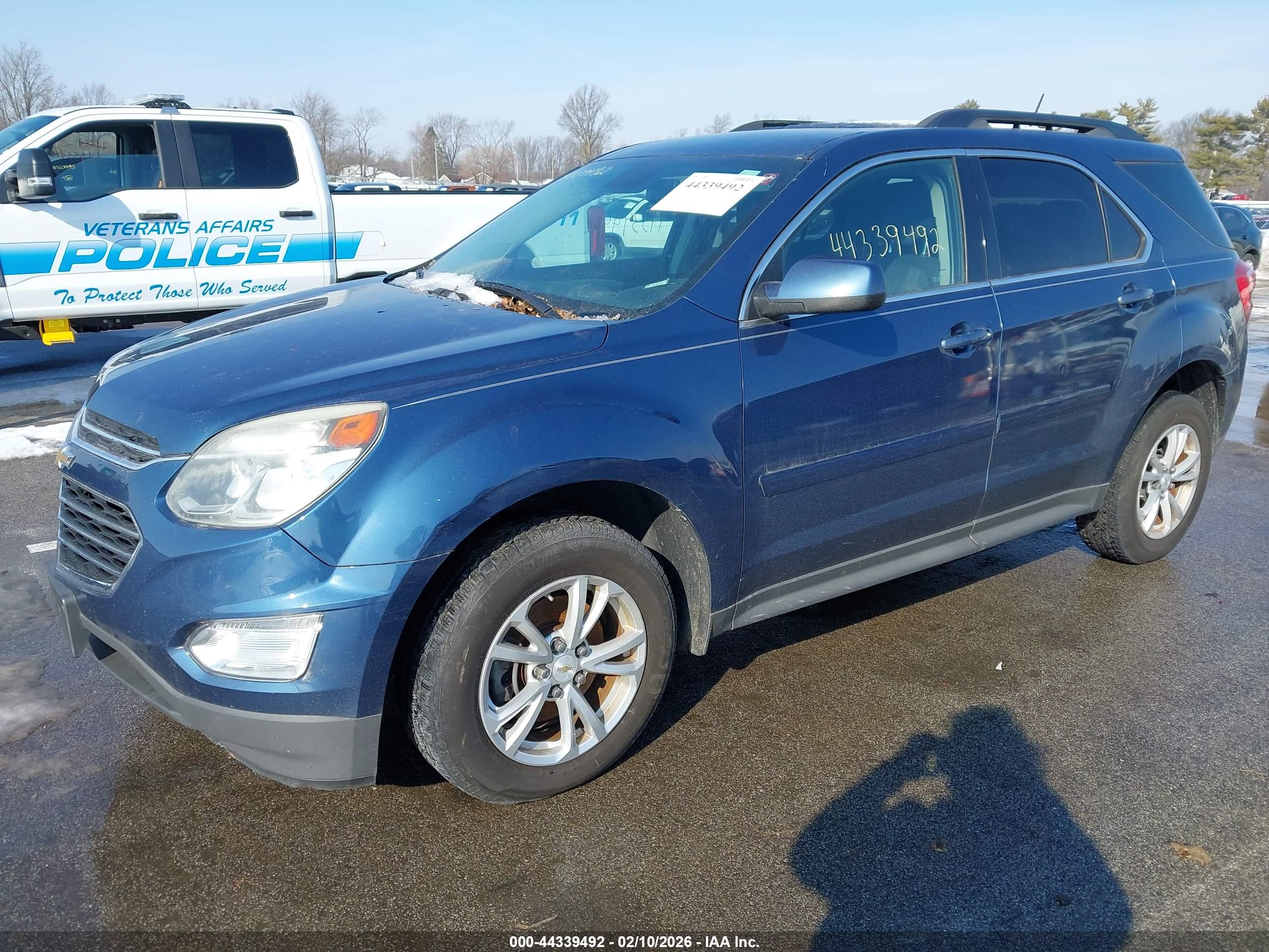 CHEVROLET EQUINOX image 2