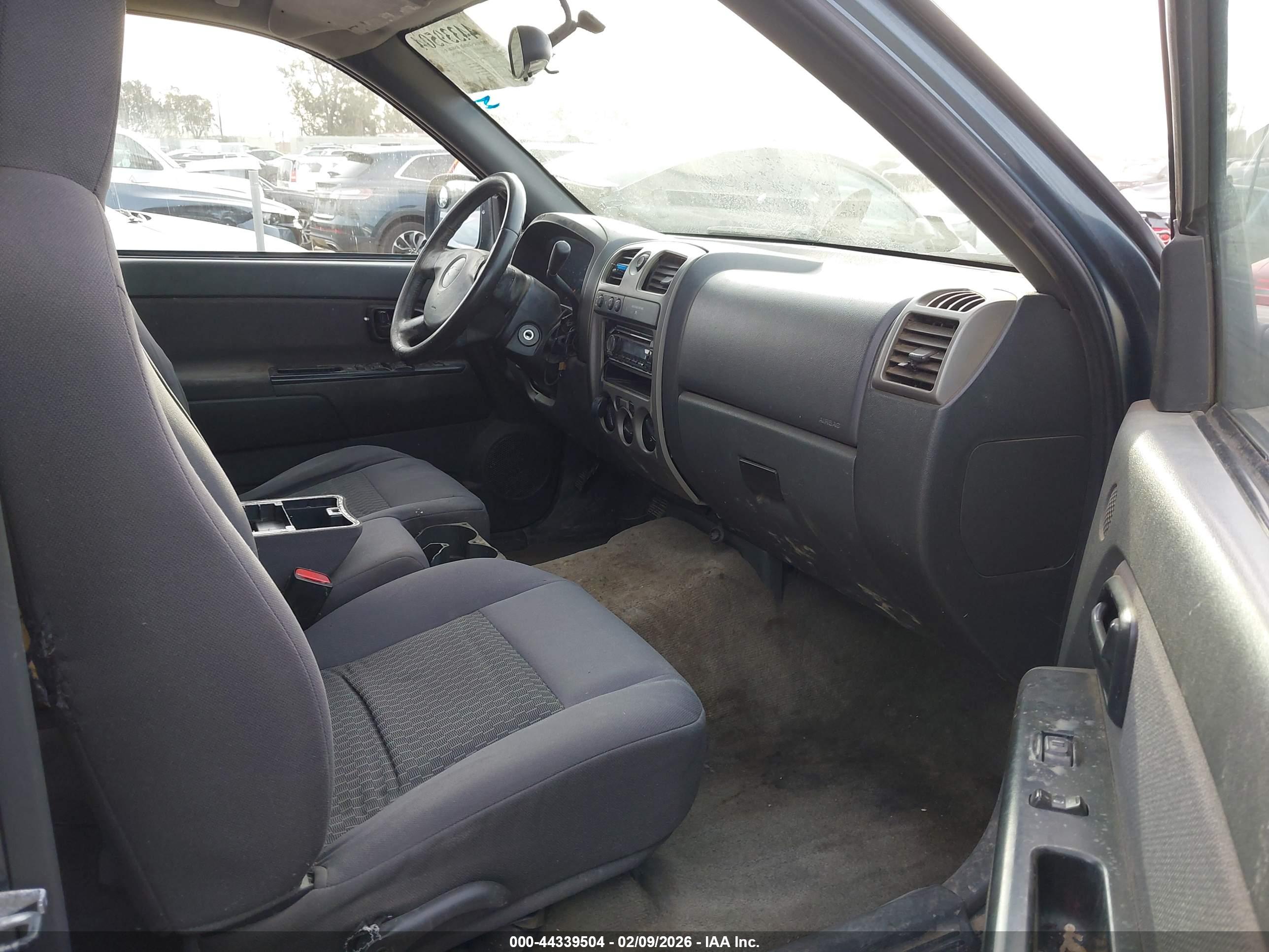 CHEVROLET COLORADO image 5