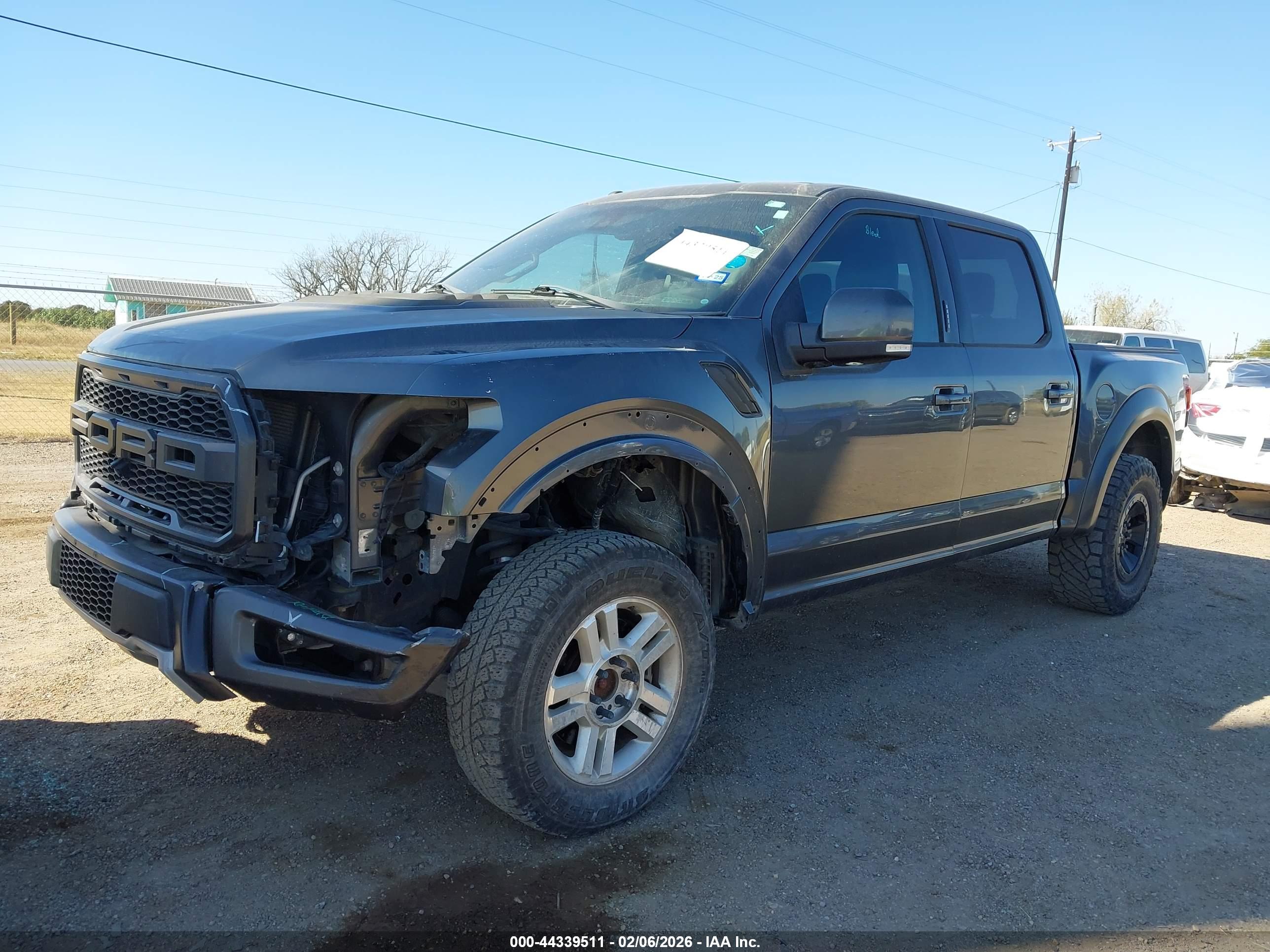 FORD F-150 image 2