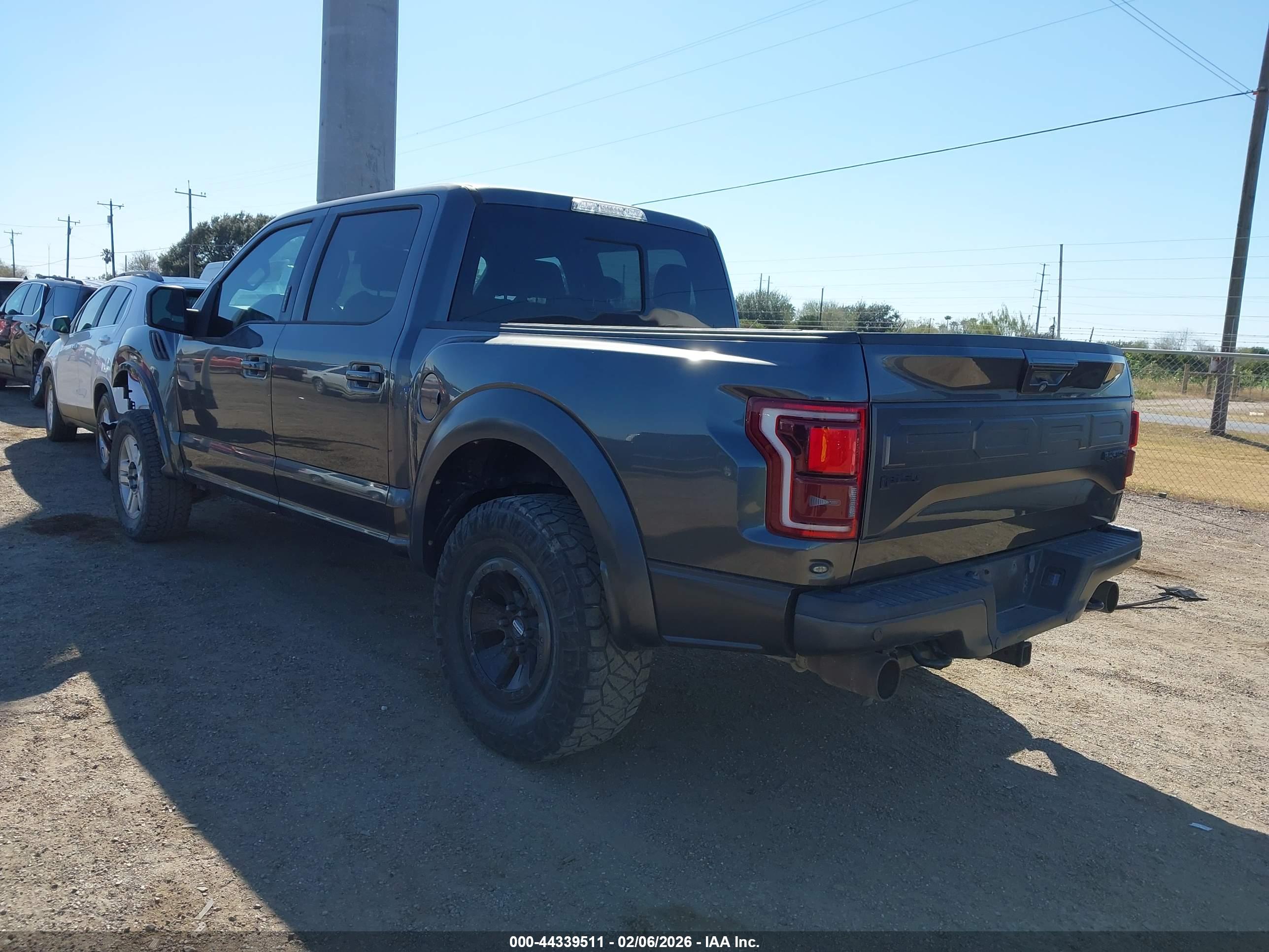 FORD F-150 image 3