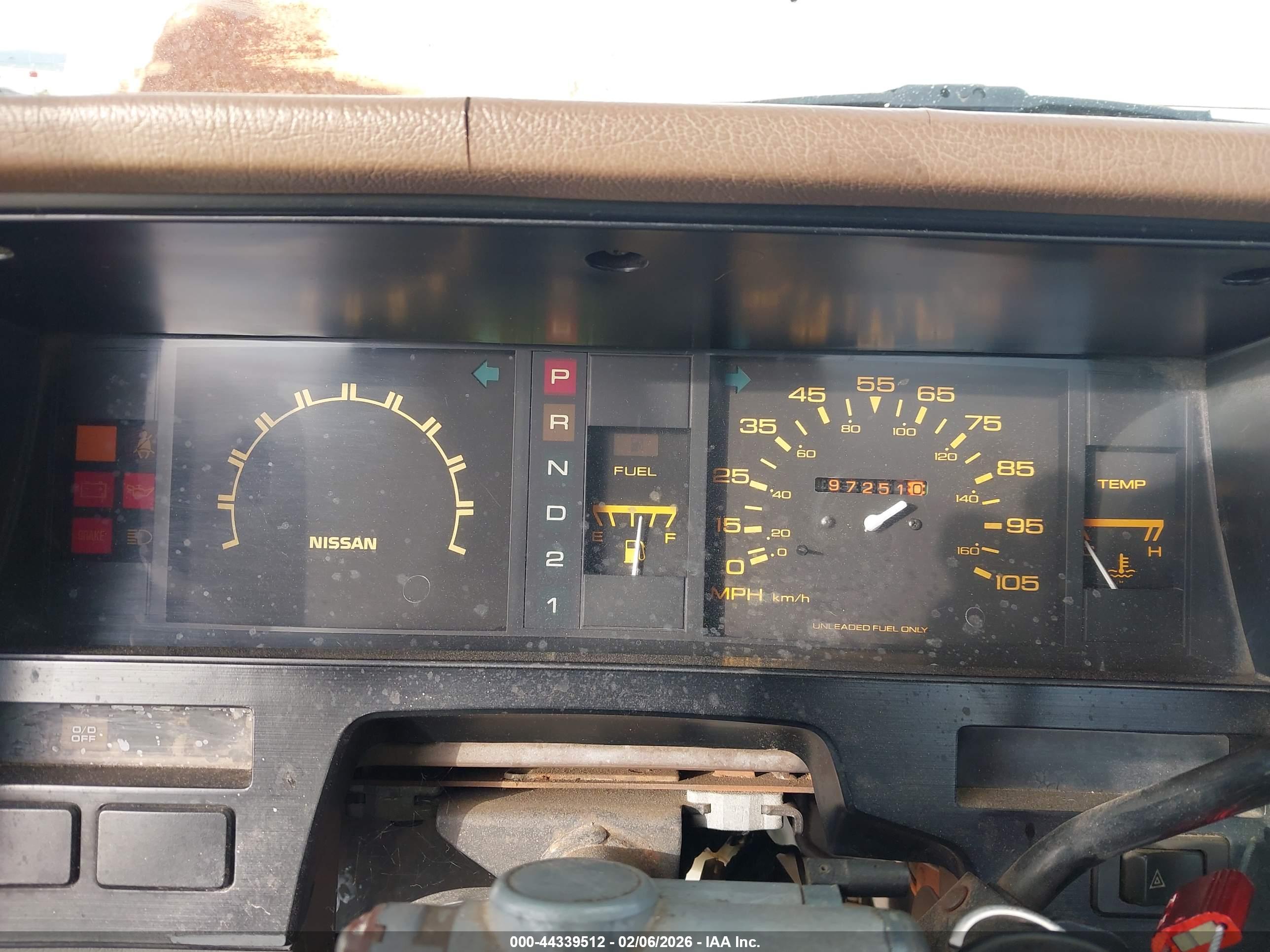 NISSAN D21 image 7