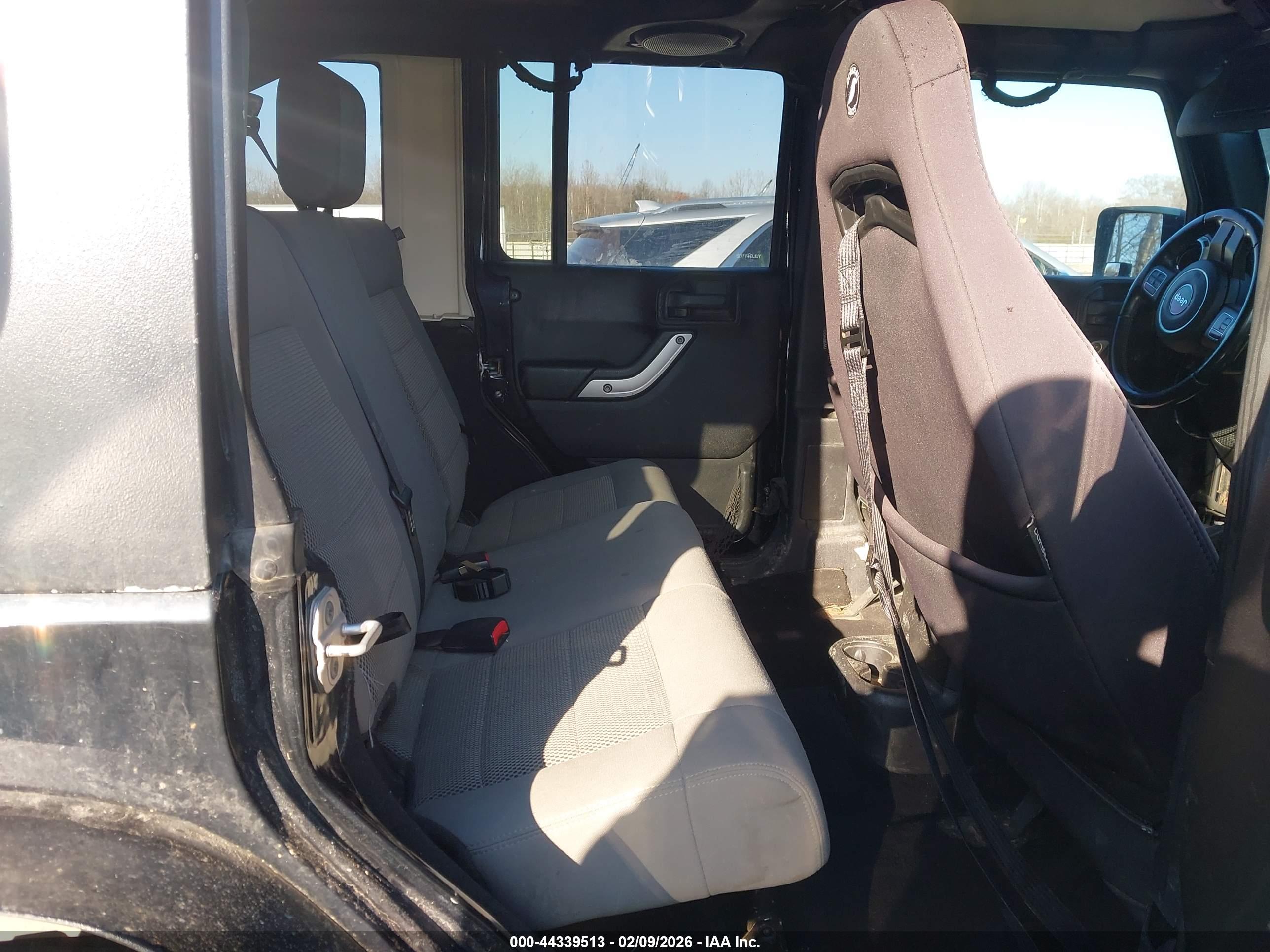 JEEP WRANGLER image 8