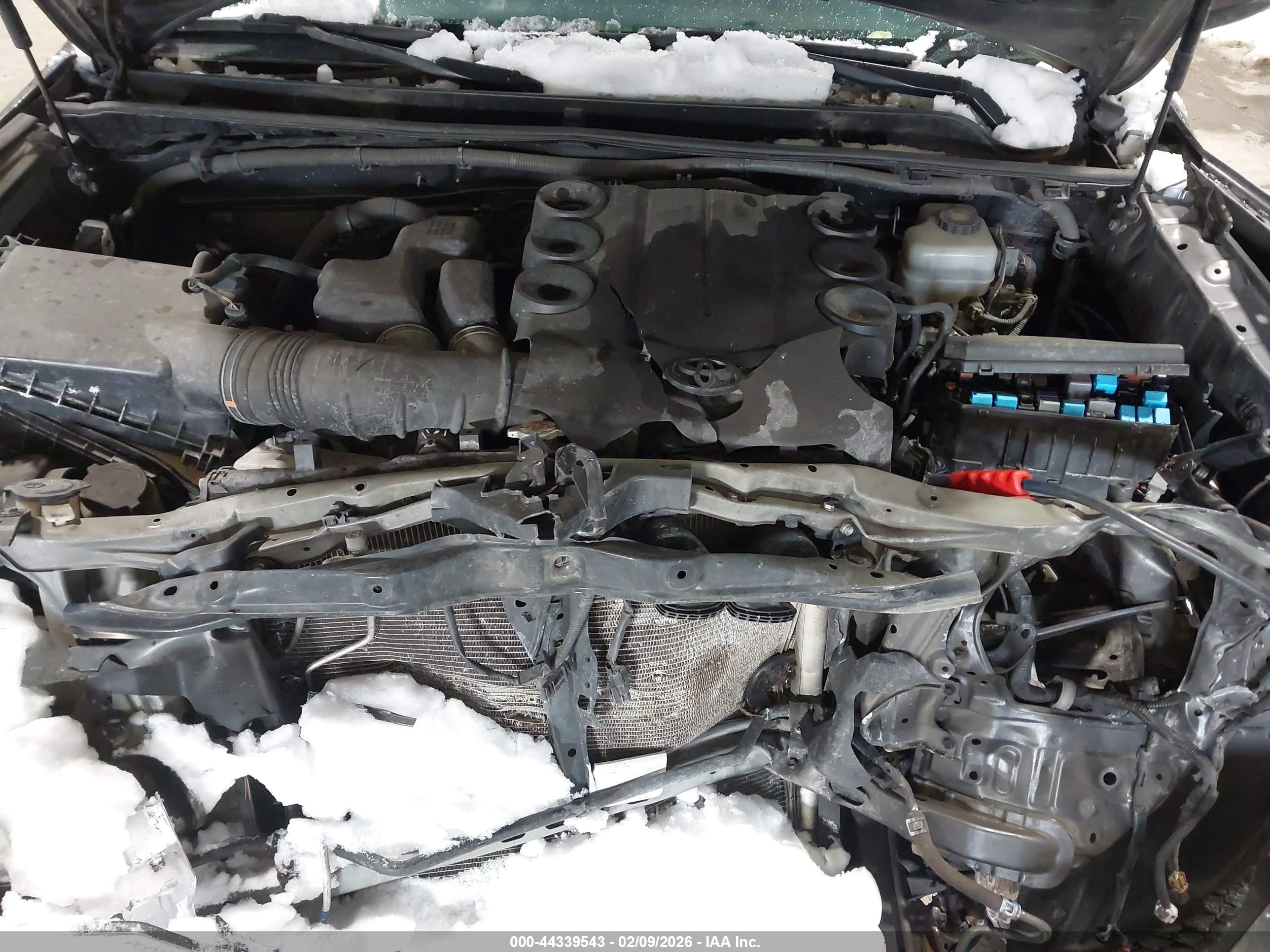 TOYOTA 4RUNNER image 10