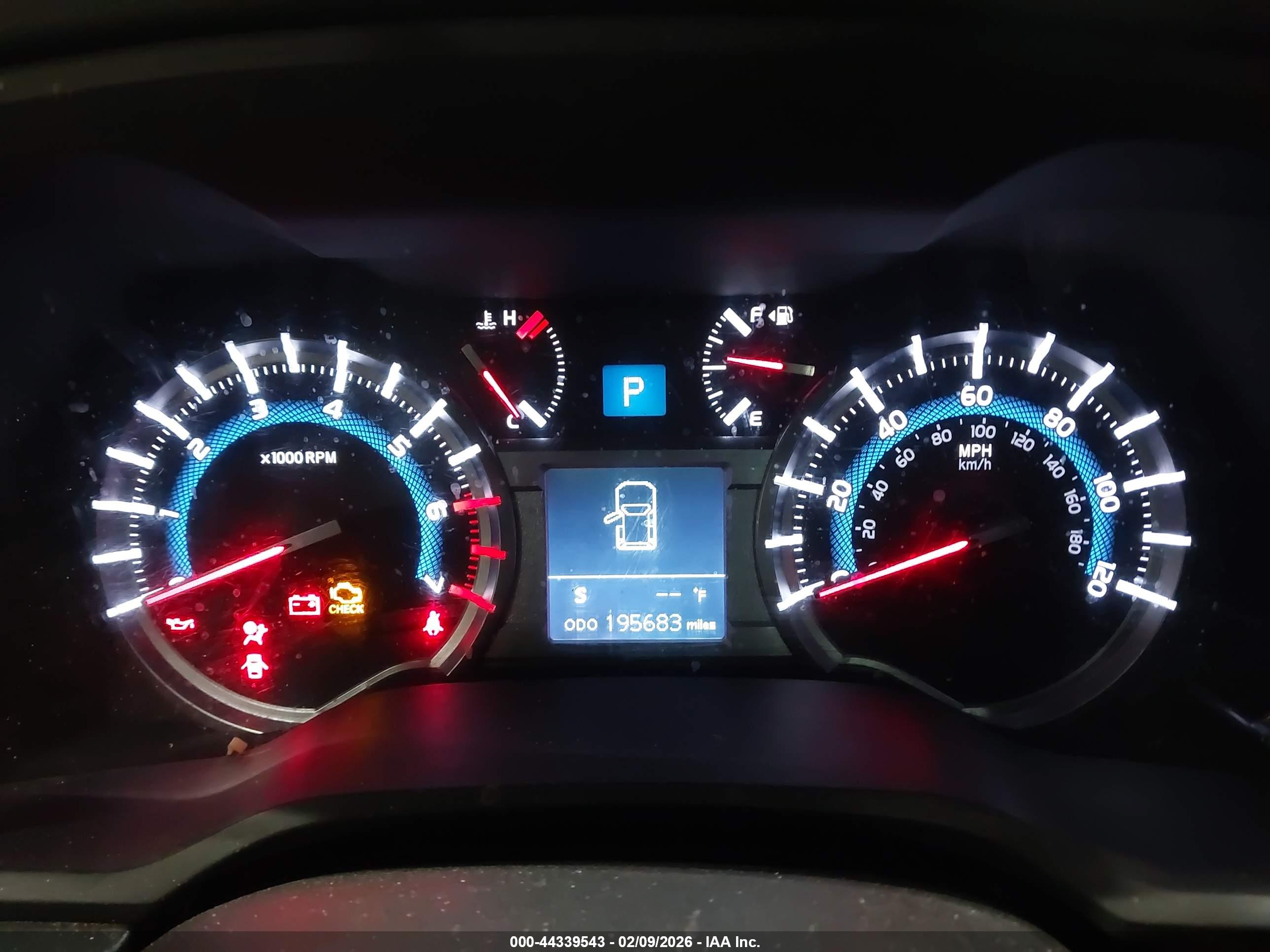 TOYOTA 4RUNNER image 7