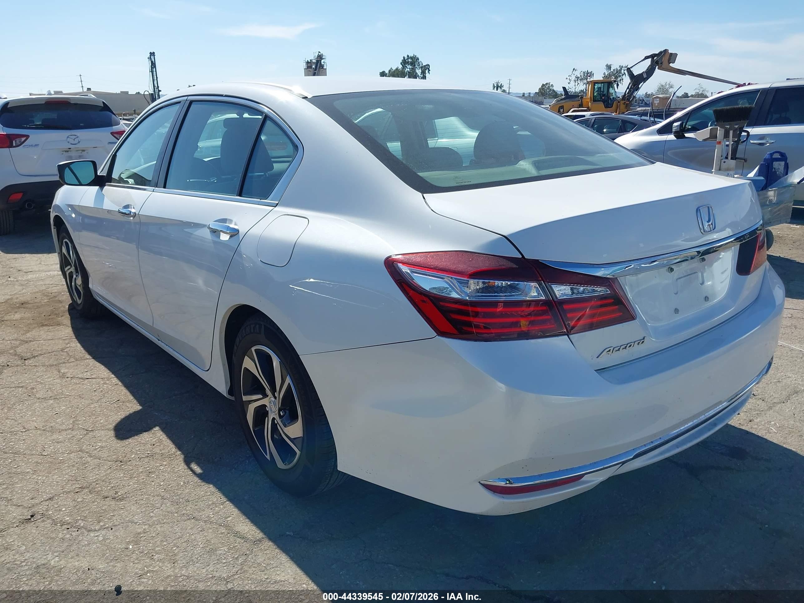 HONDA ACCORD image 3