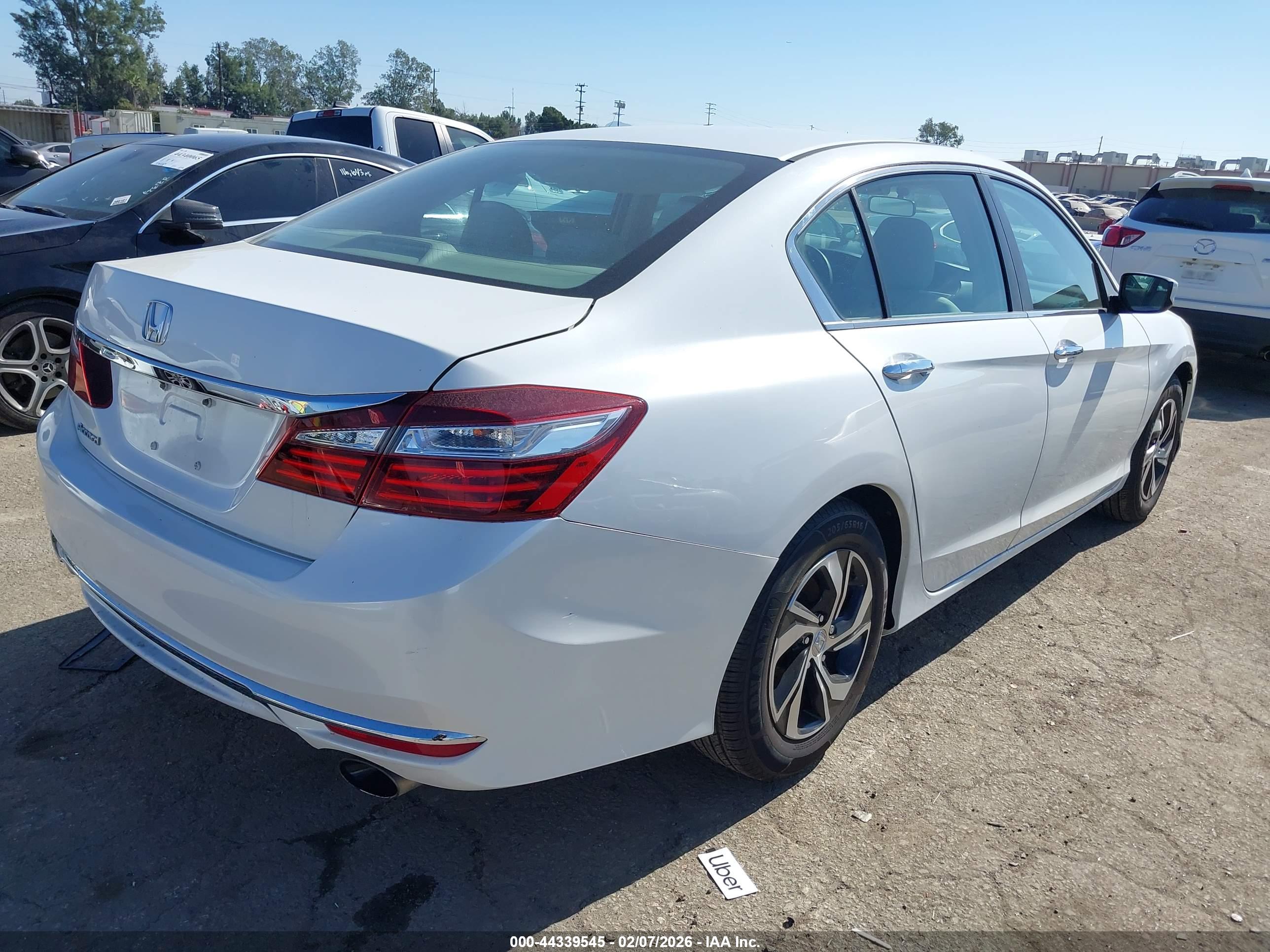 HONDA ACCORD image 4