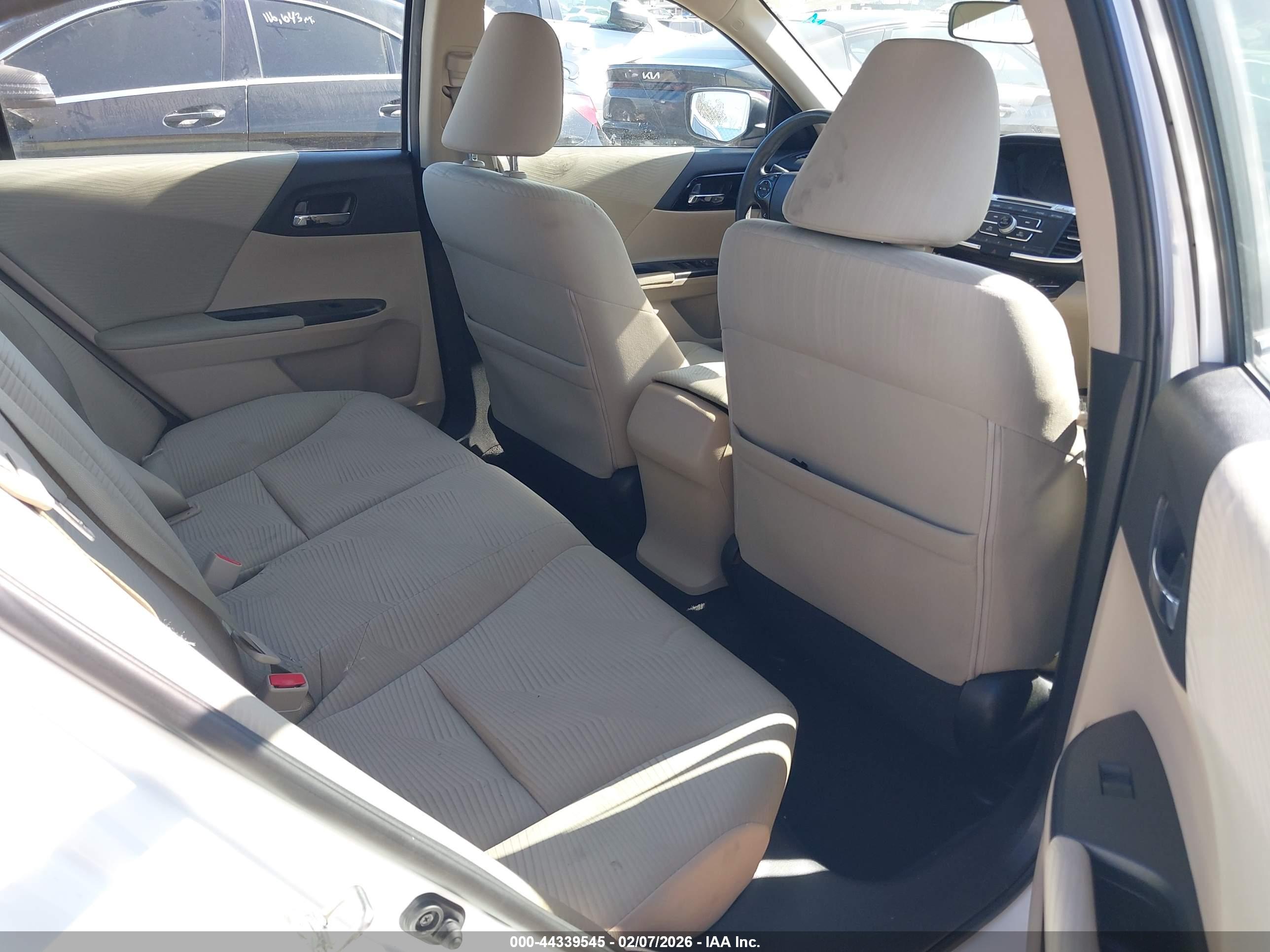 HONDA ACCORD image 8